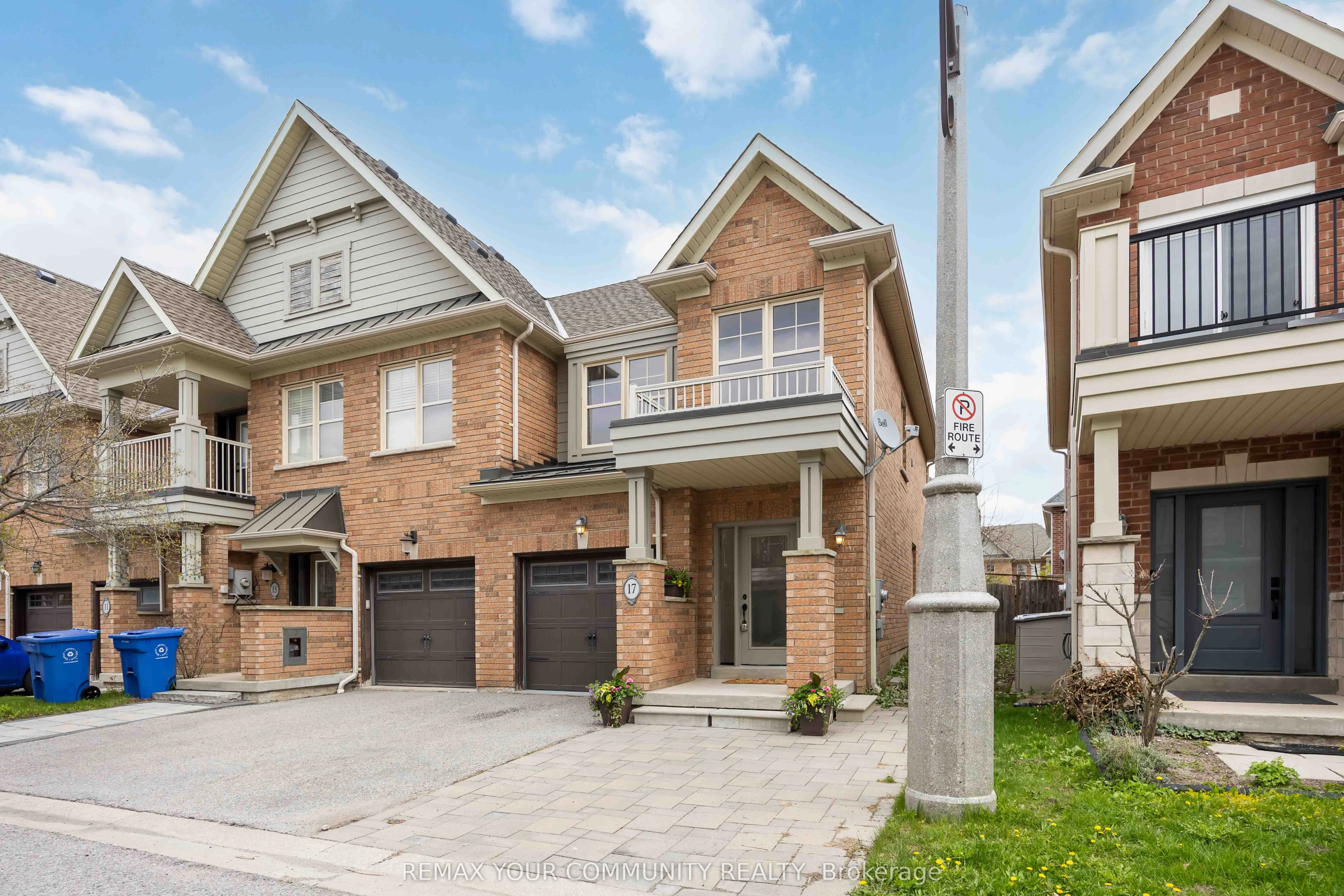 17 Latitude Lane