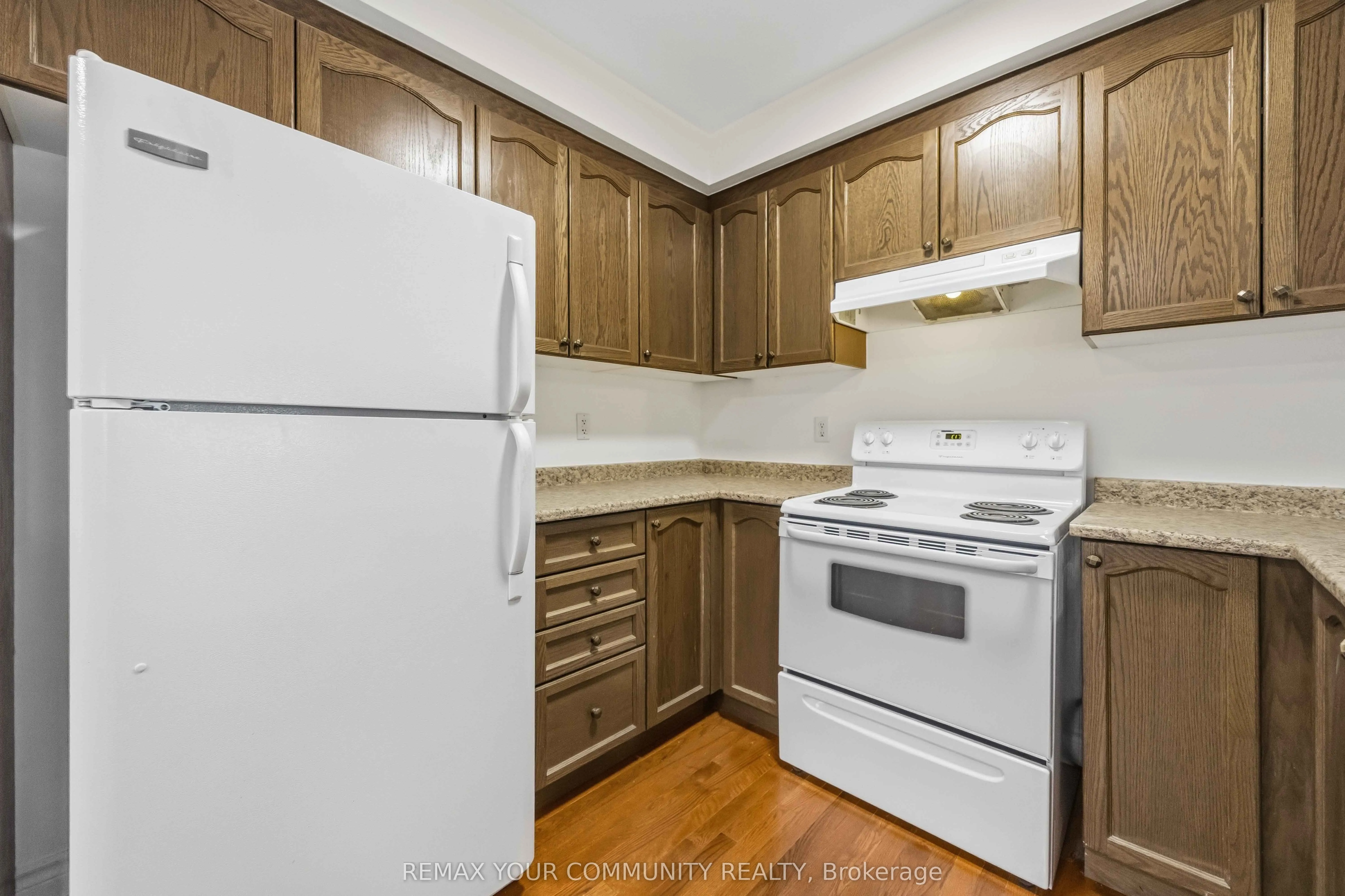 17 Latitude Lane