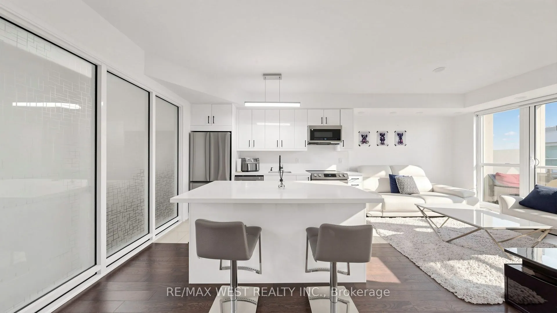 9191 Yonge Street #609
