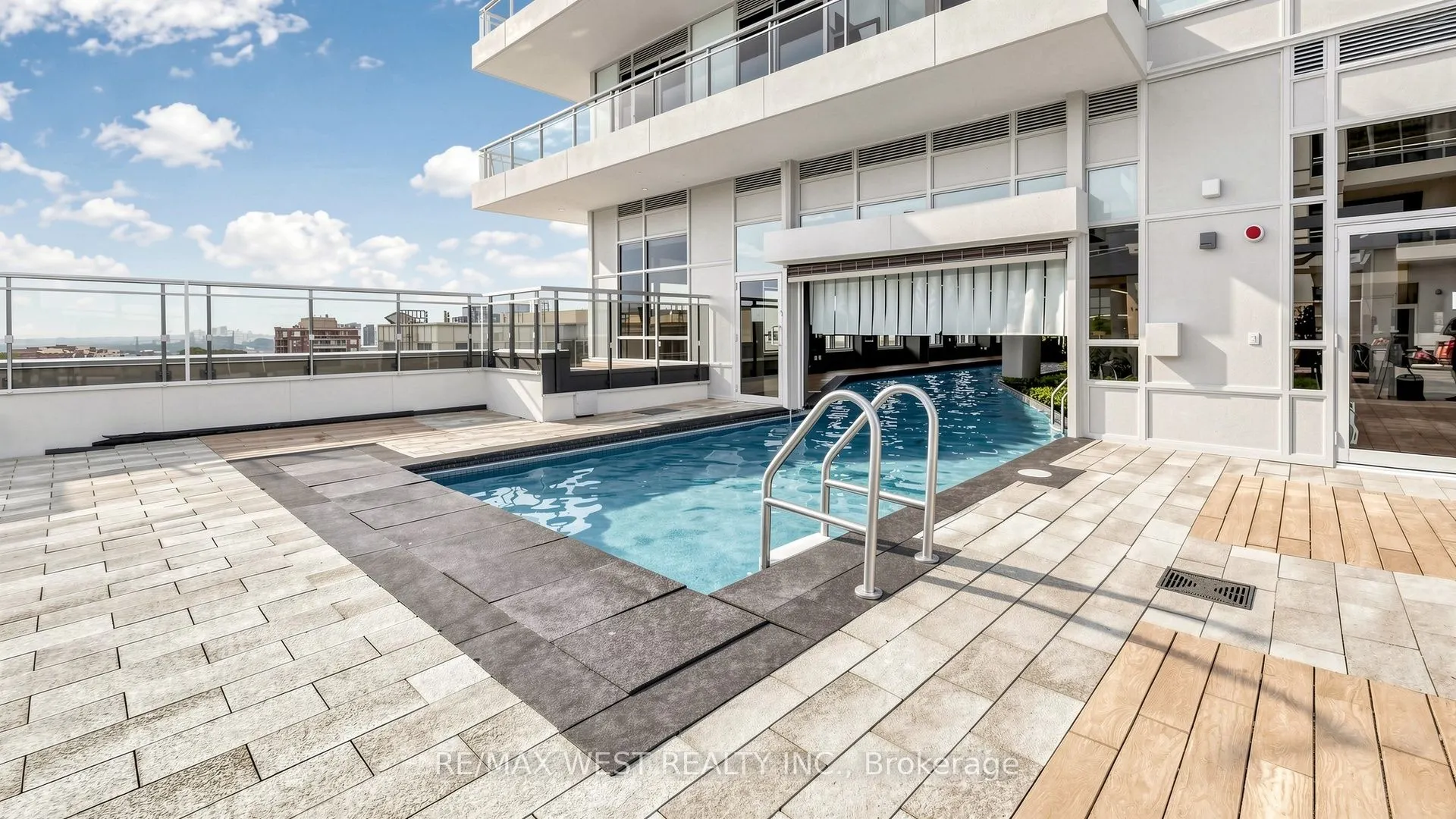 9191 Yonge Street #609