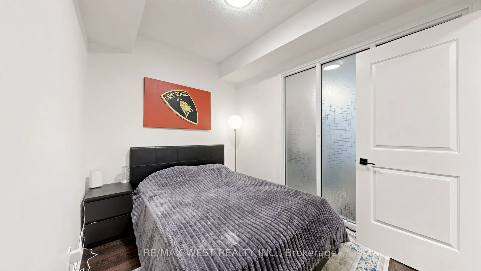 9191 Yonge Street #609