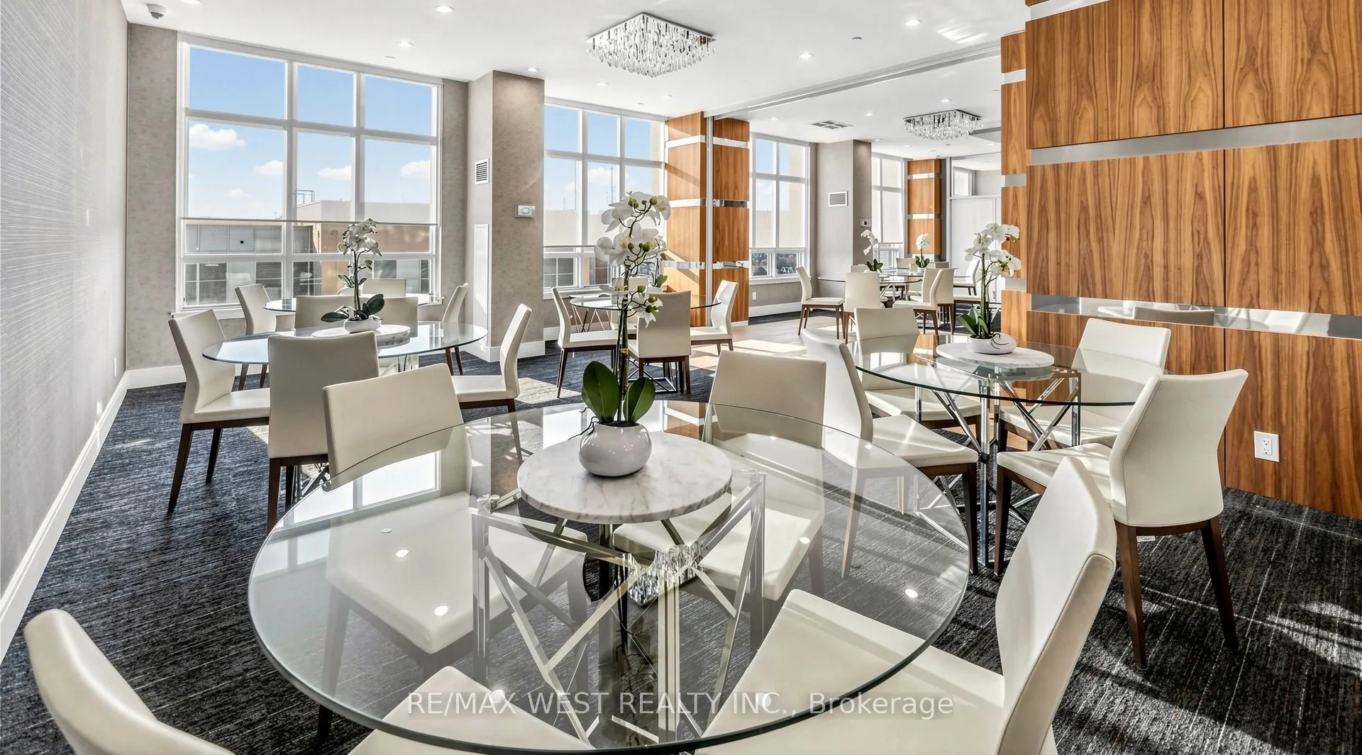 9191 Yonge Street #609