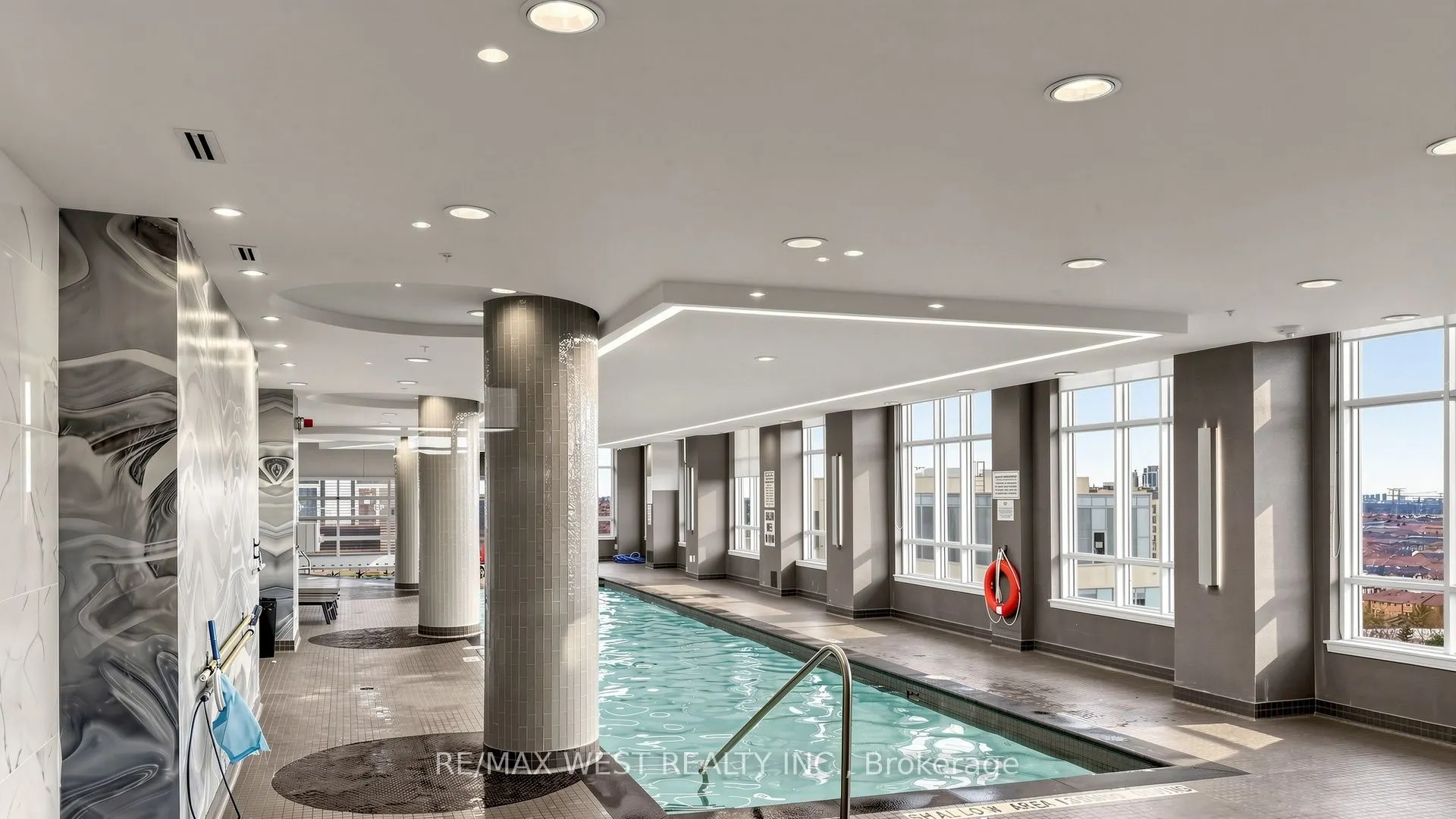 9191 Yonge Street #609