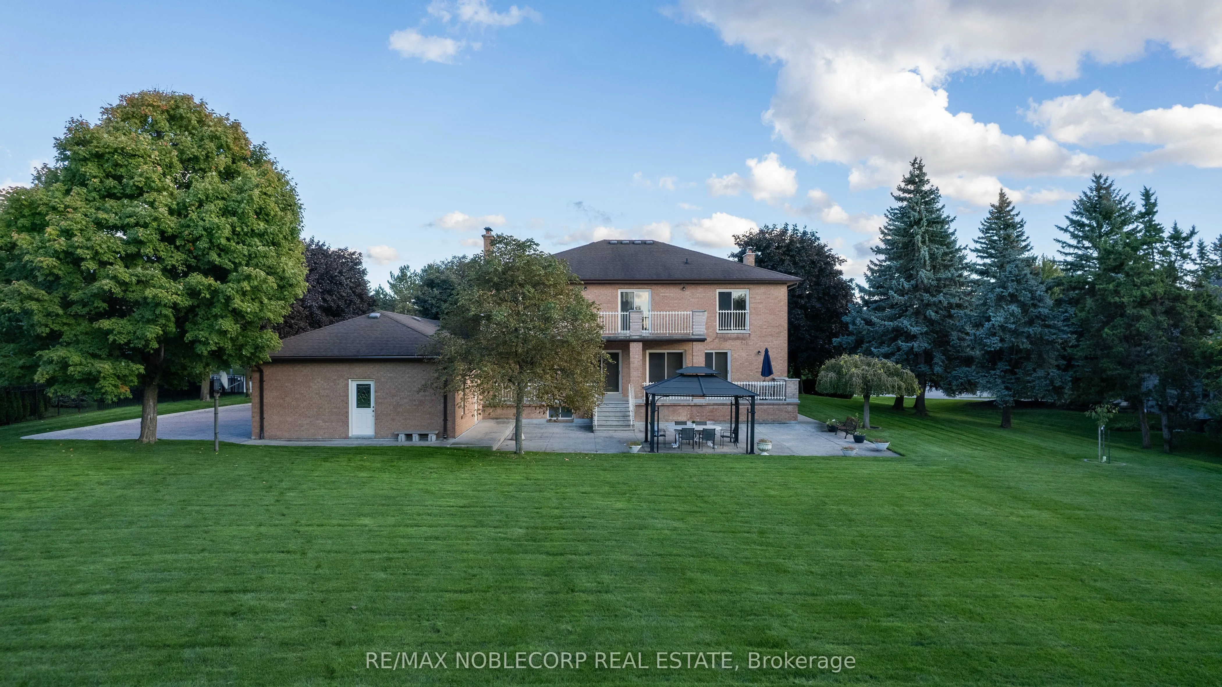 72 Balding Boulevard