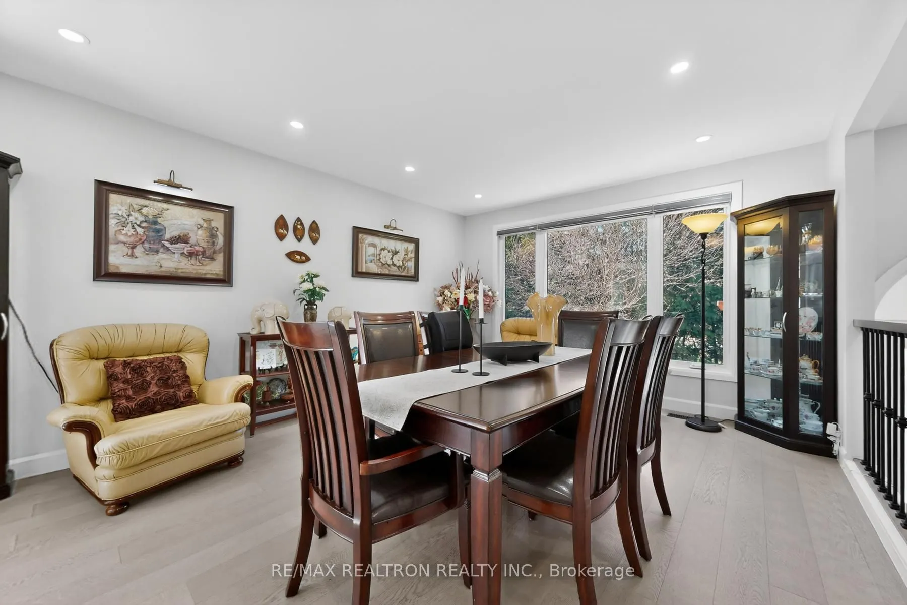 3 Earls Court