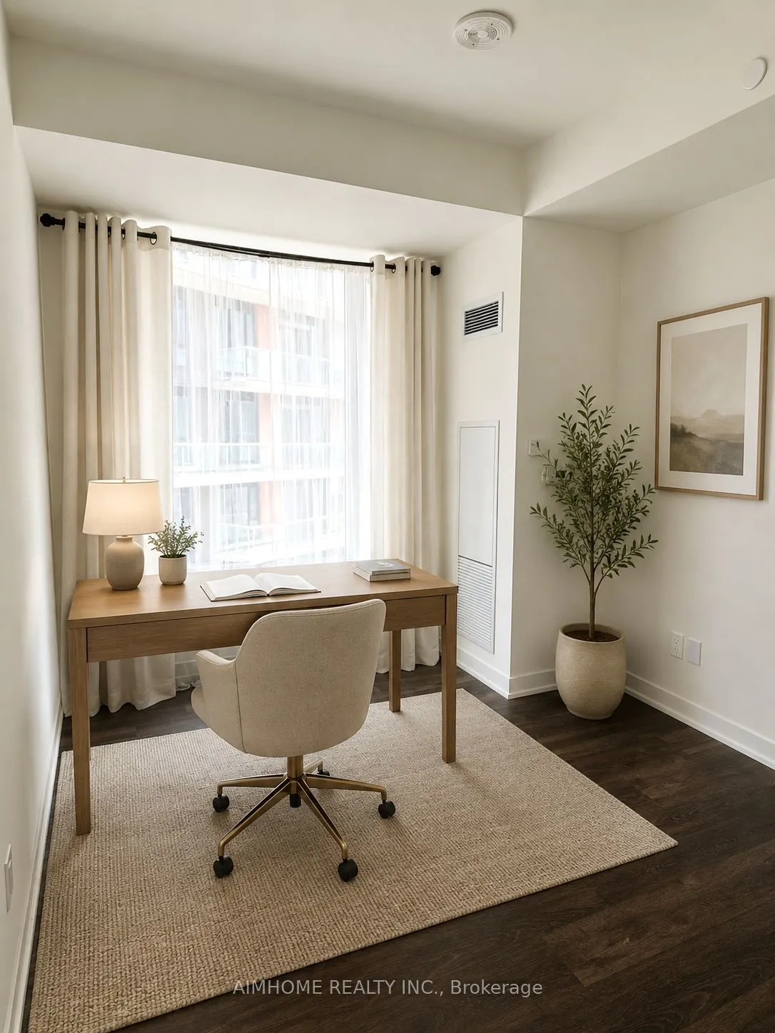 2 David Eyer Road E #829