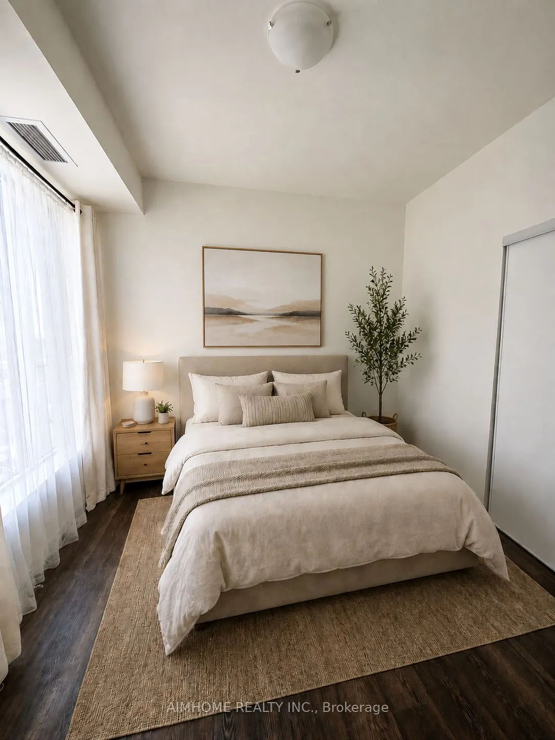 2 David Eyer Road E #829