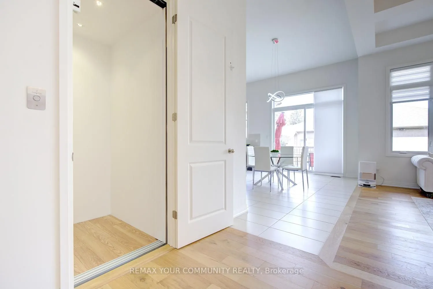 96 Bond Crescent
