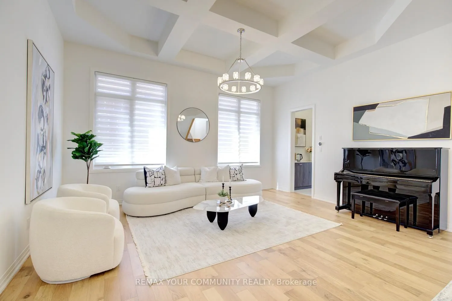 96 Bond Crescent
