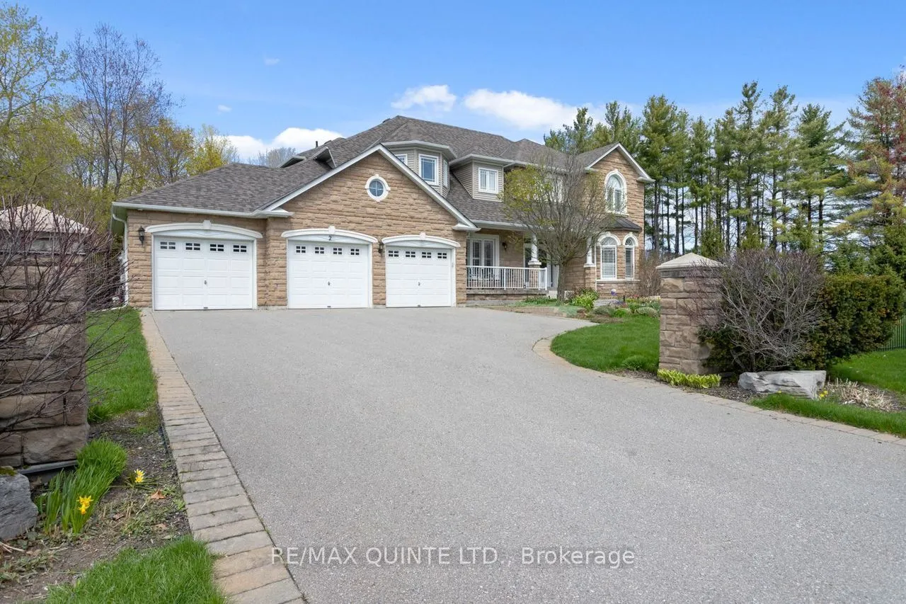 2 Treeview Avenue