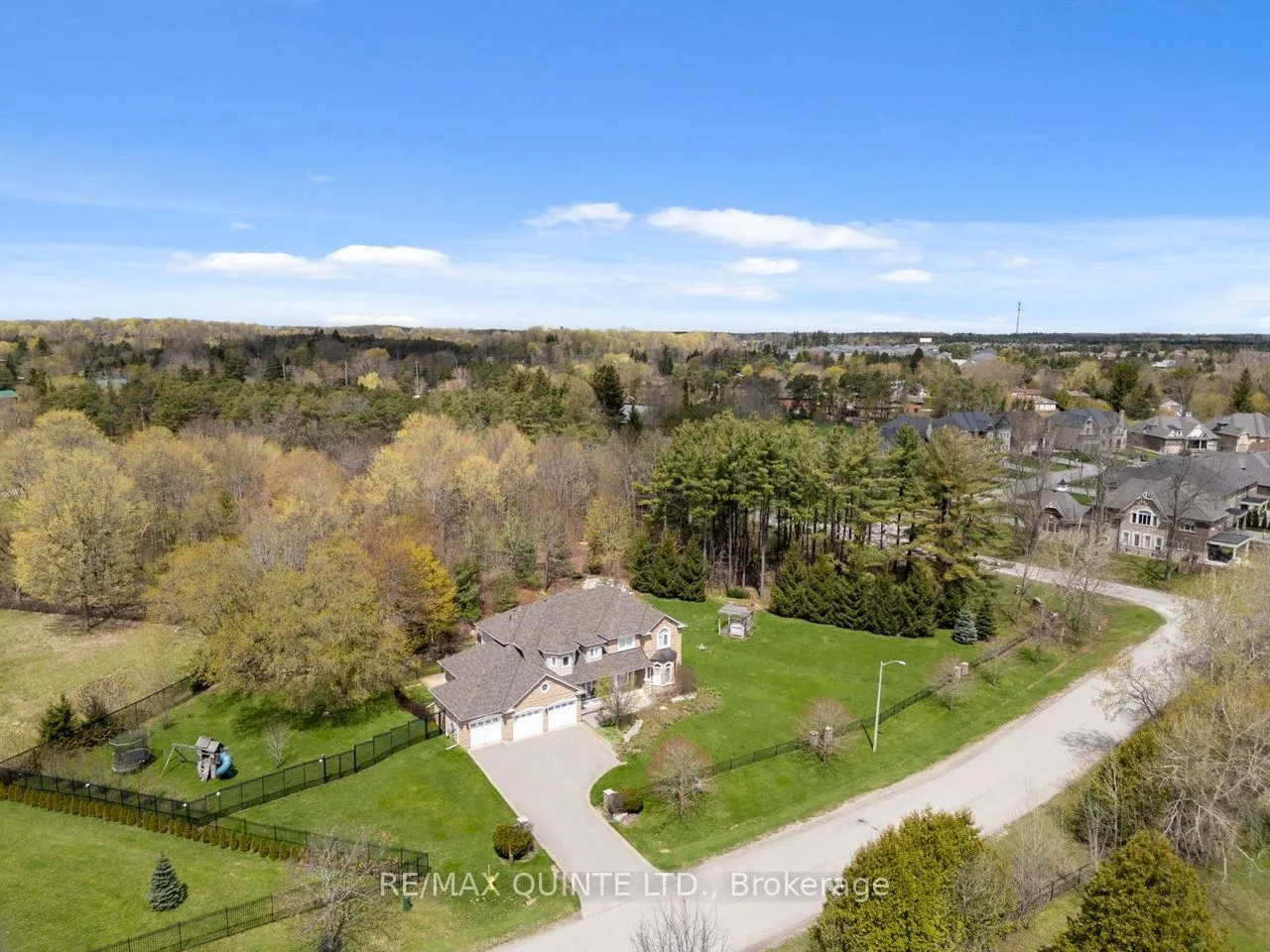 2 Treeview Avenue