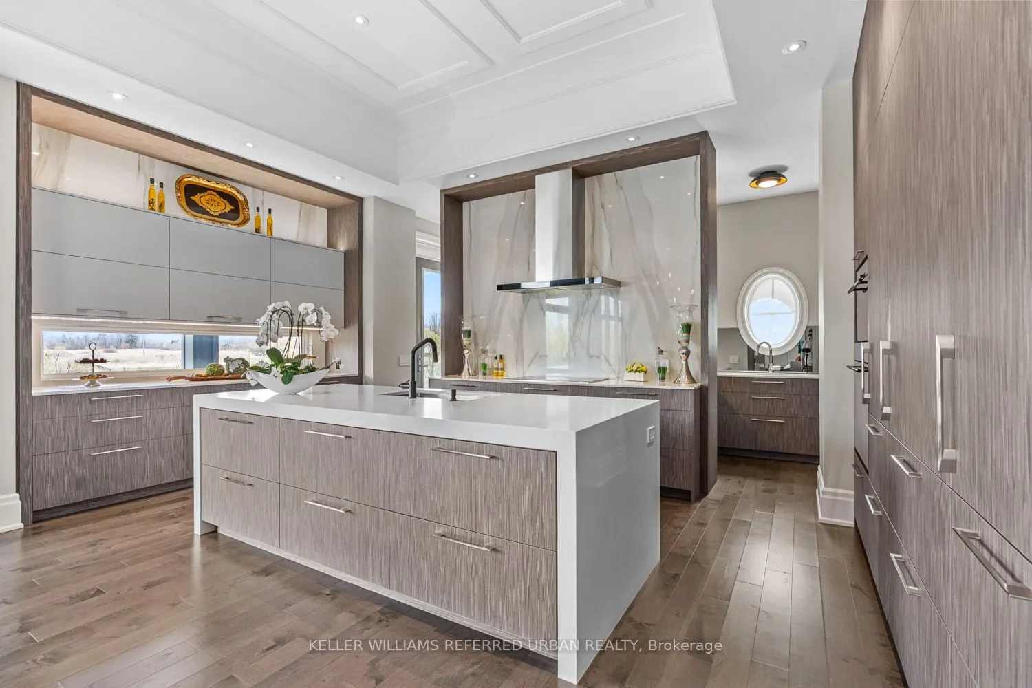 61 Ria Court