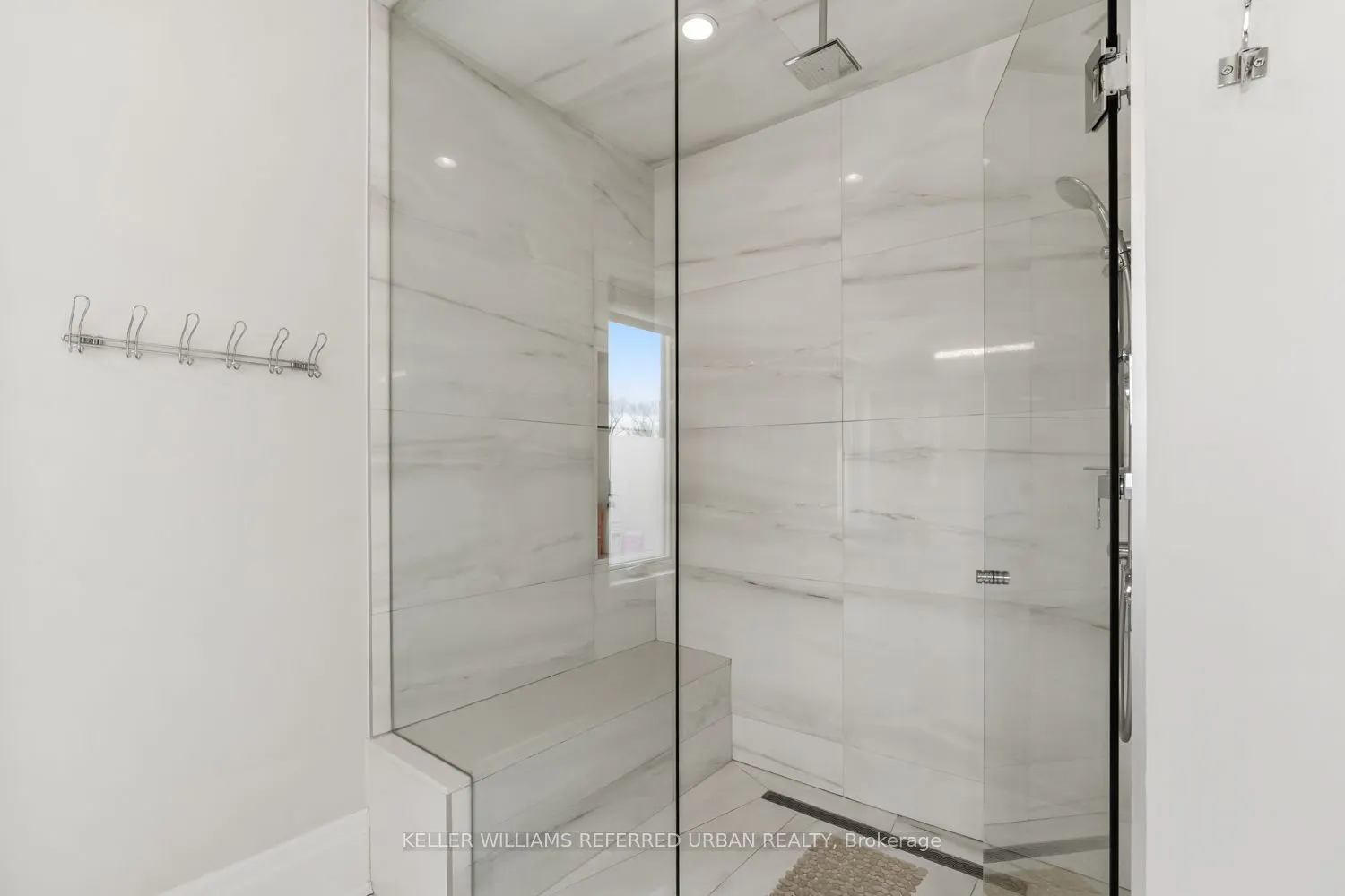 61 Ria Court