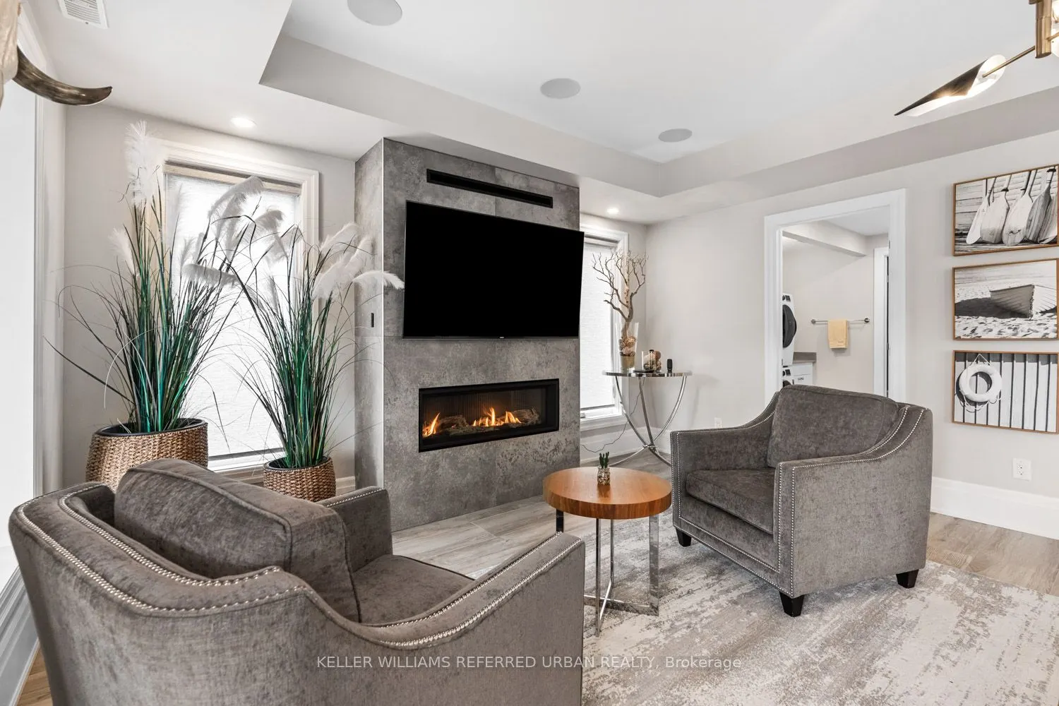 61 Ria Court