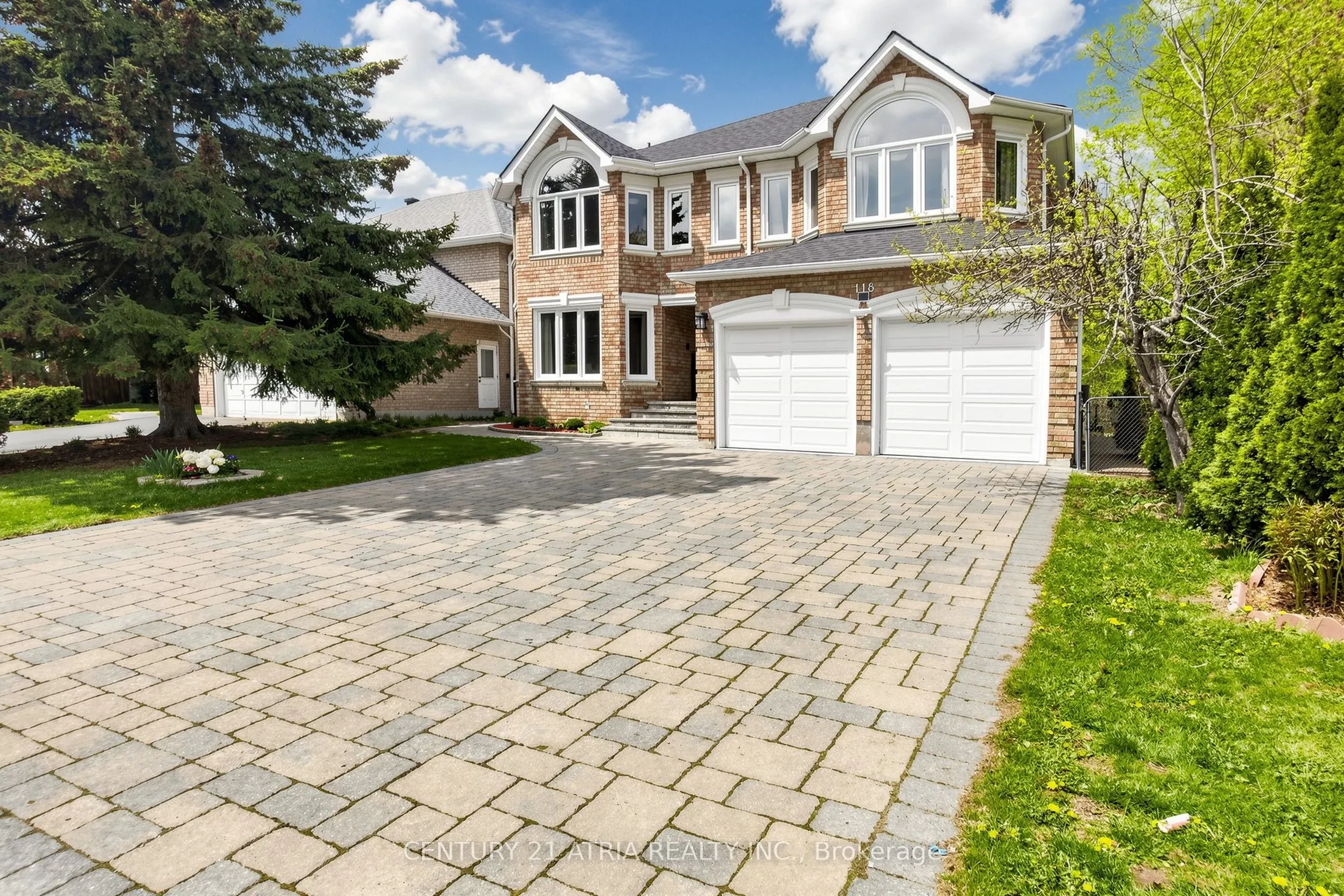 118 May Avenue