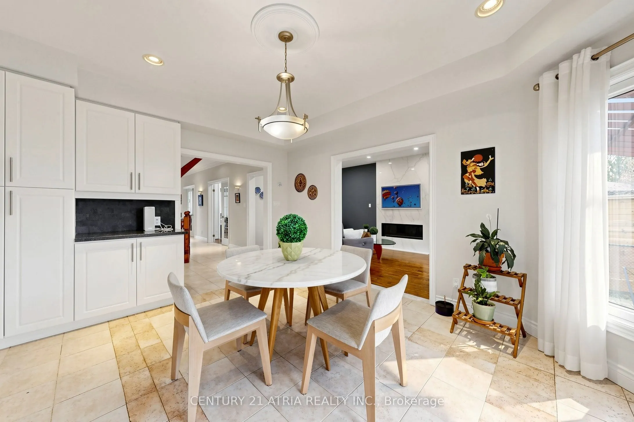 118 May Avenue