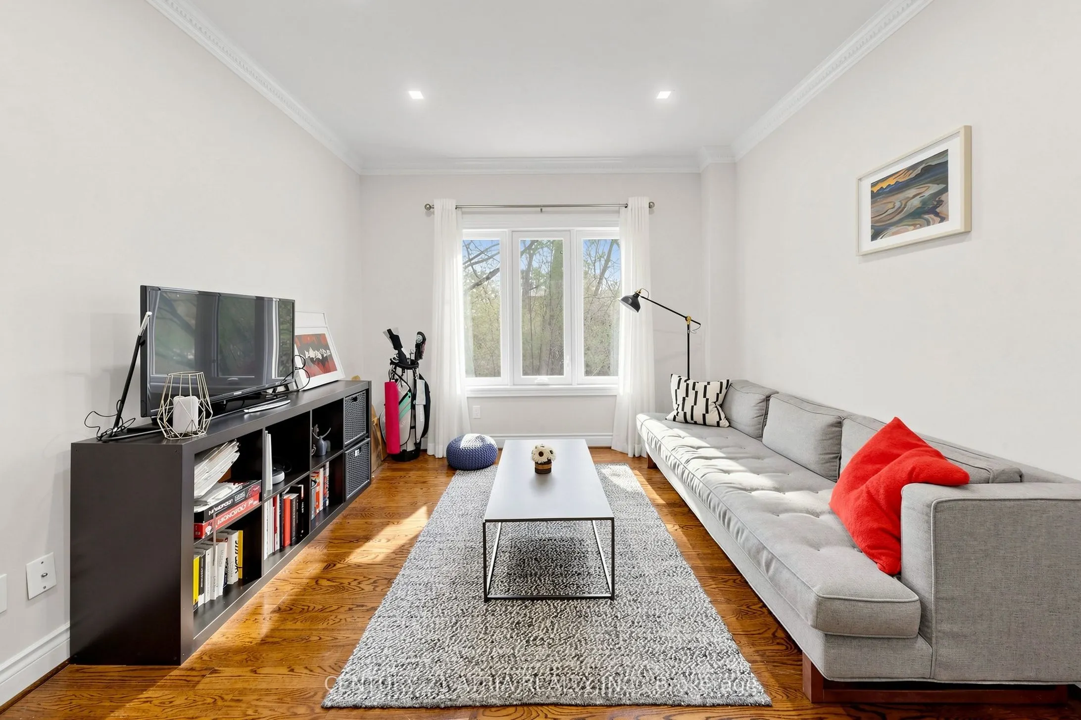 118 May Avenue