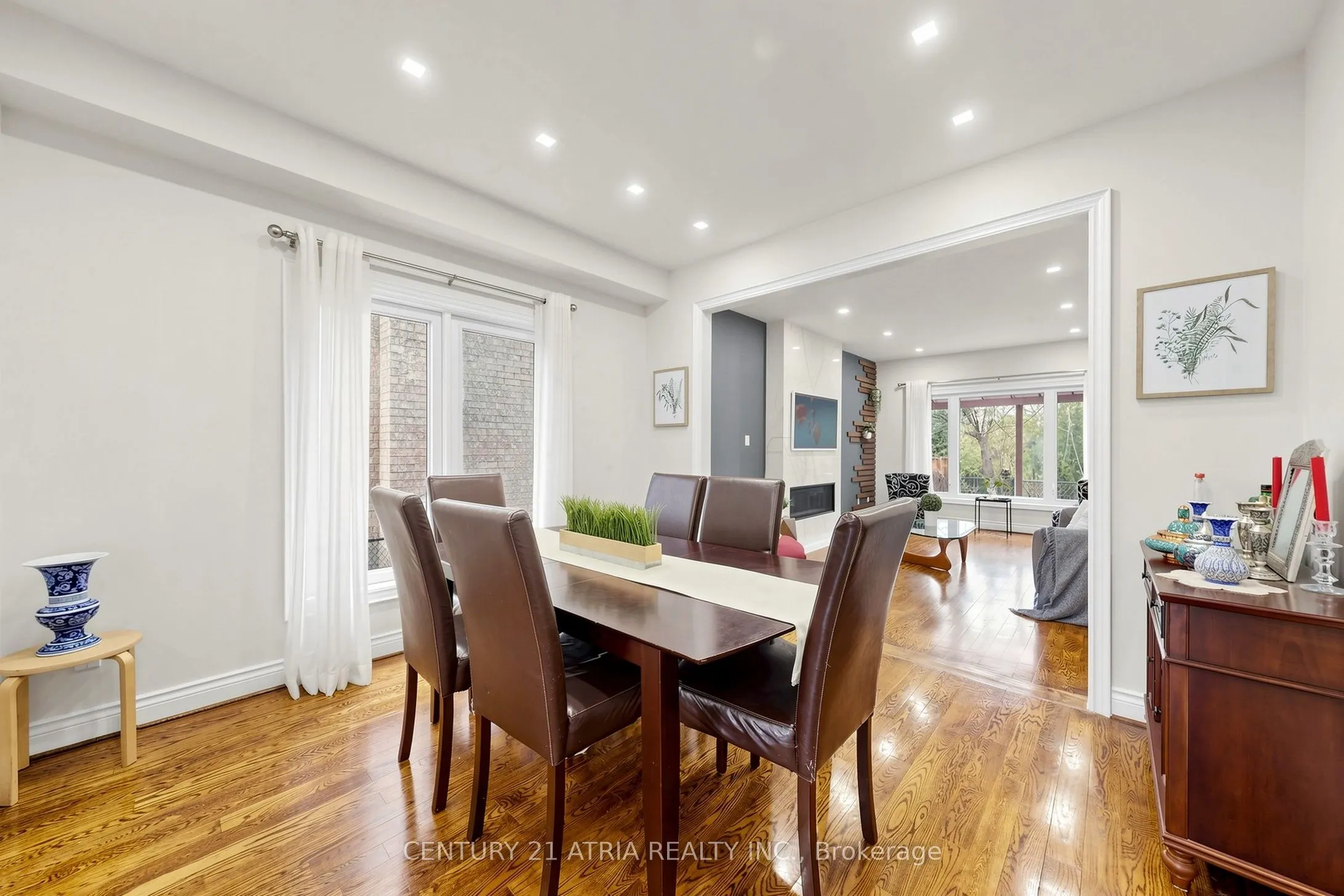 118 May Avenue