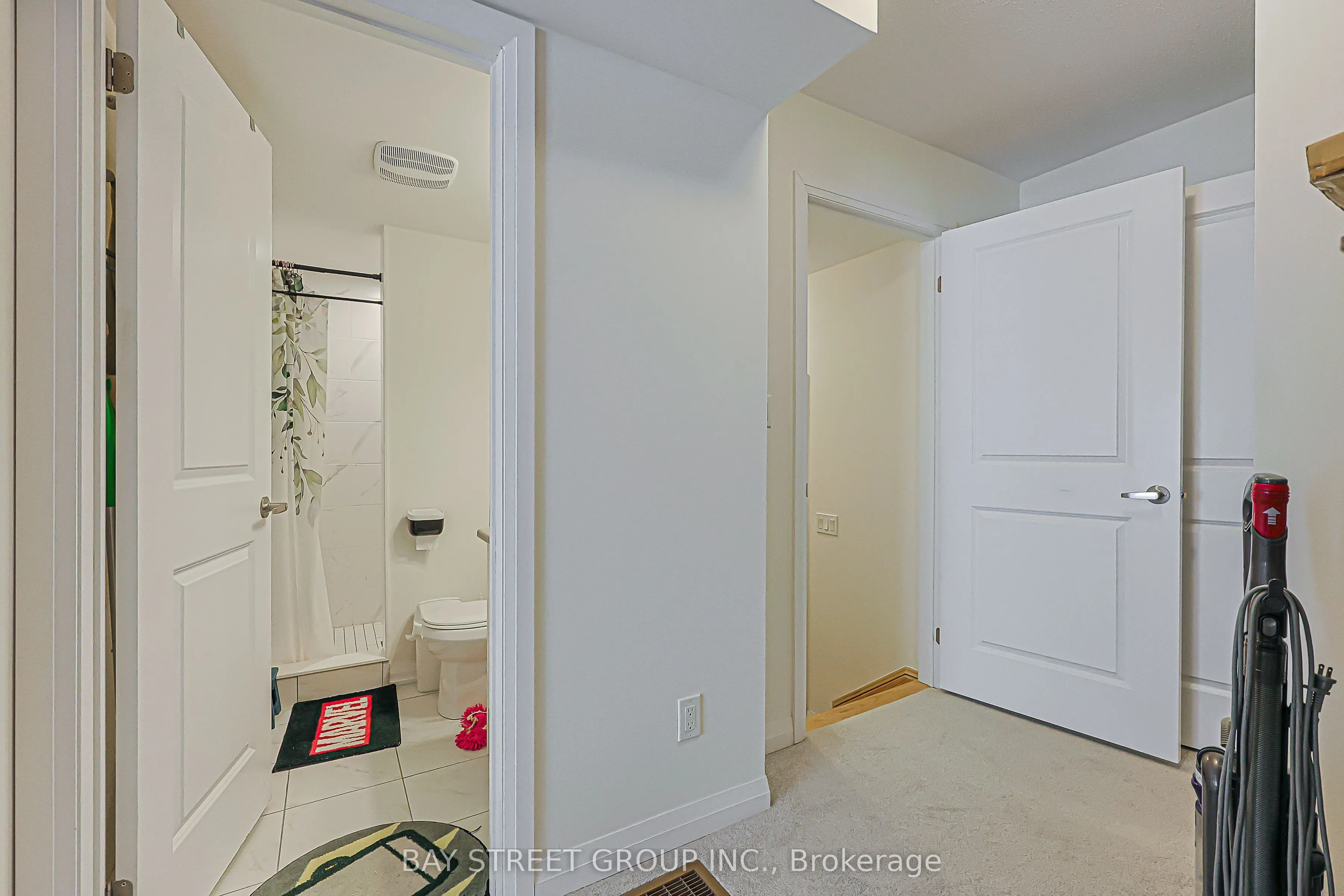 44 Seine Lane