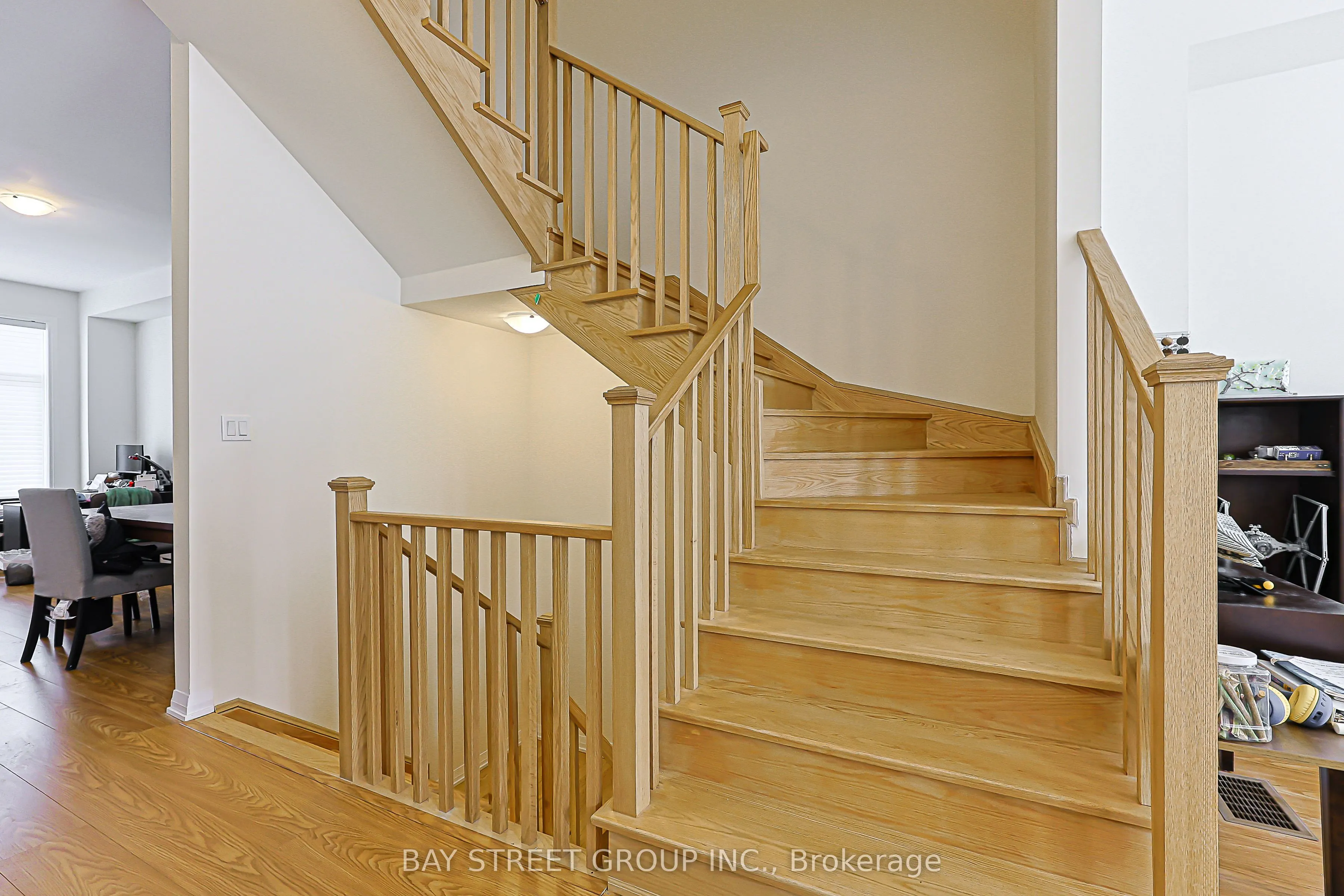 44 Seine Lane