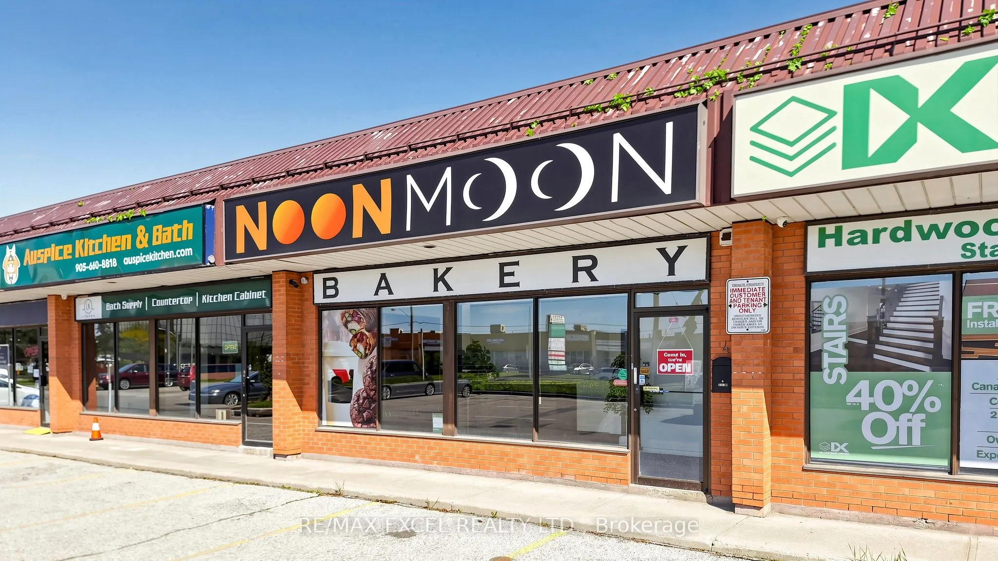 2050 Steeles Avenue W #4