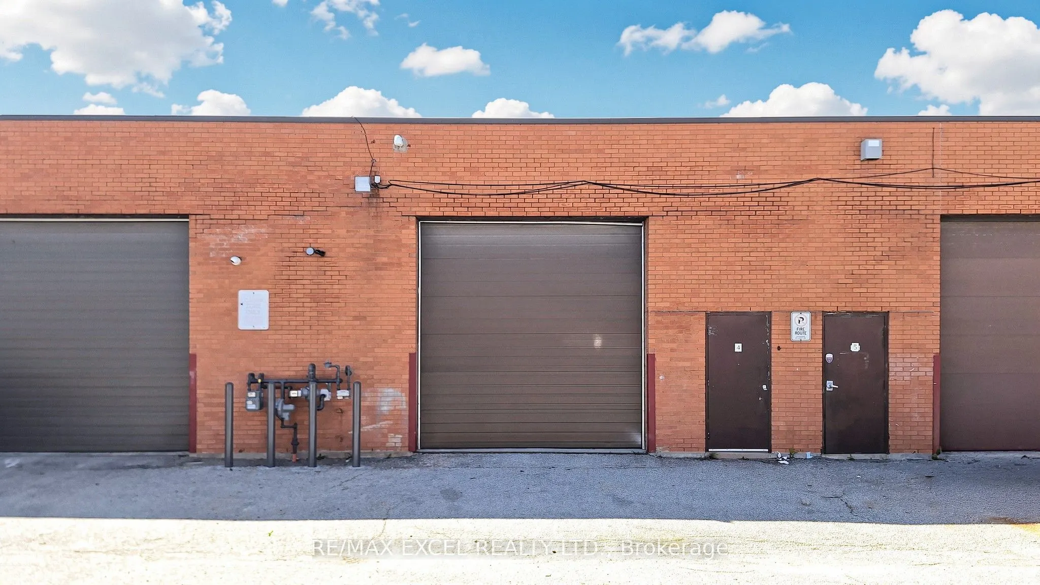 2050 Steeles Avenue W #4