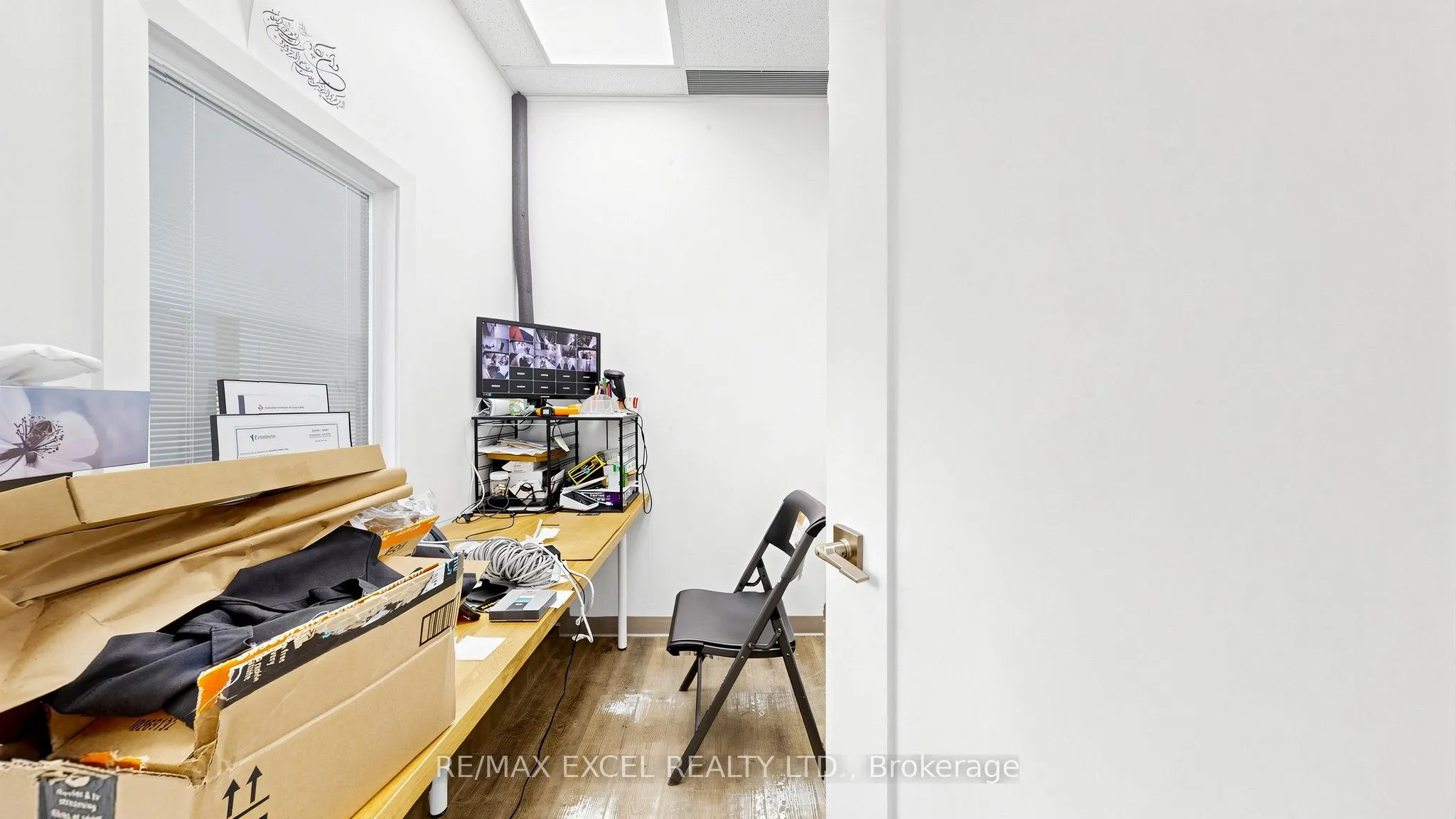 2050 Steeles Avenue W #4