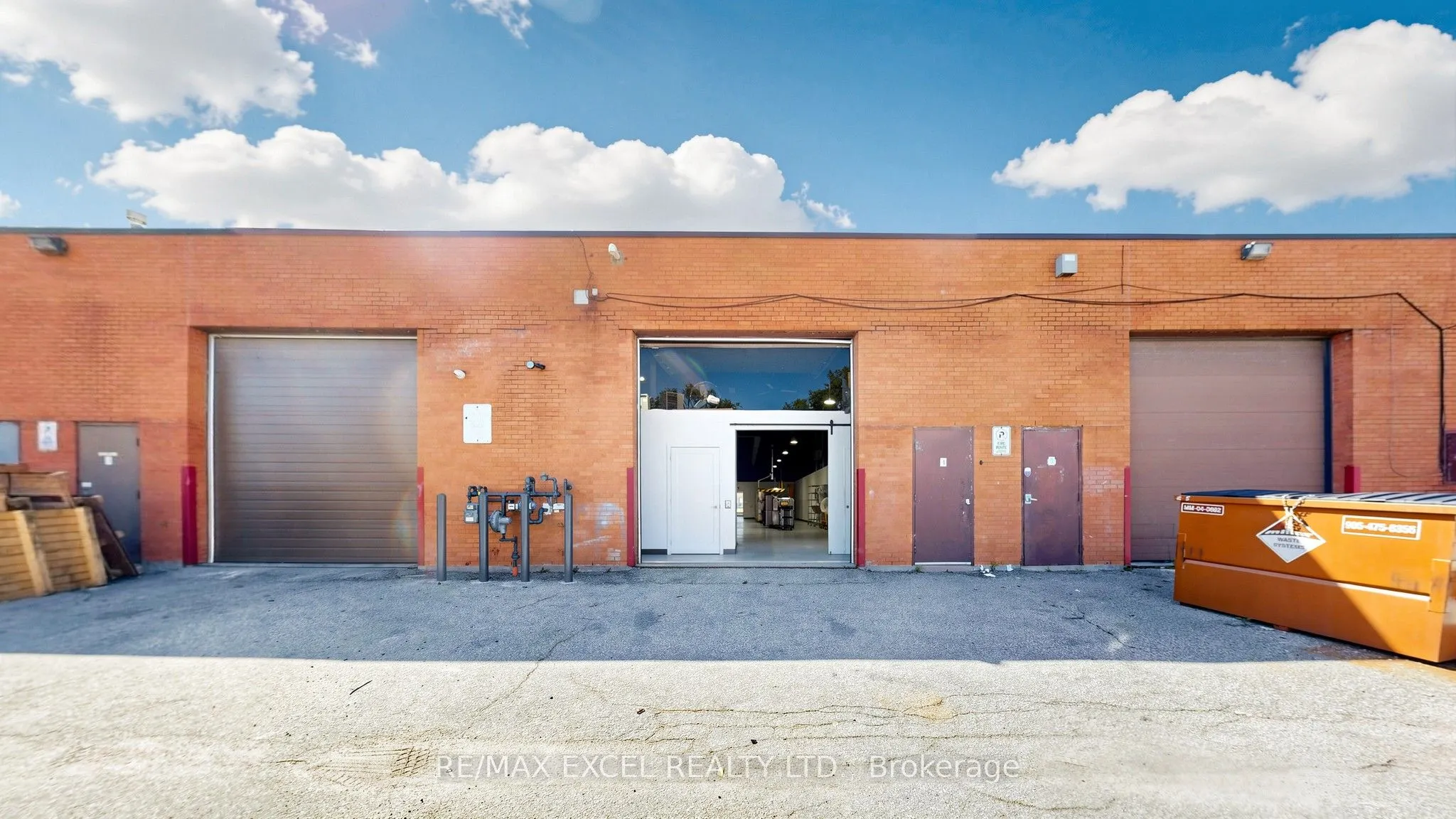 2050 Steeles Avenue W #4