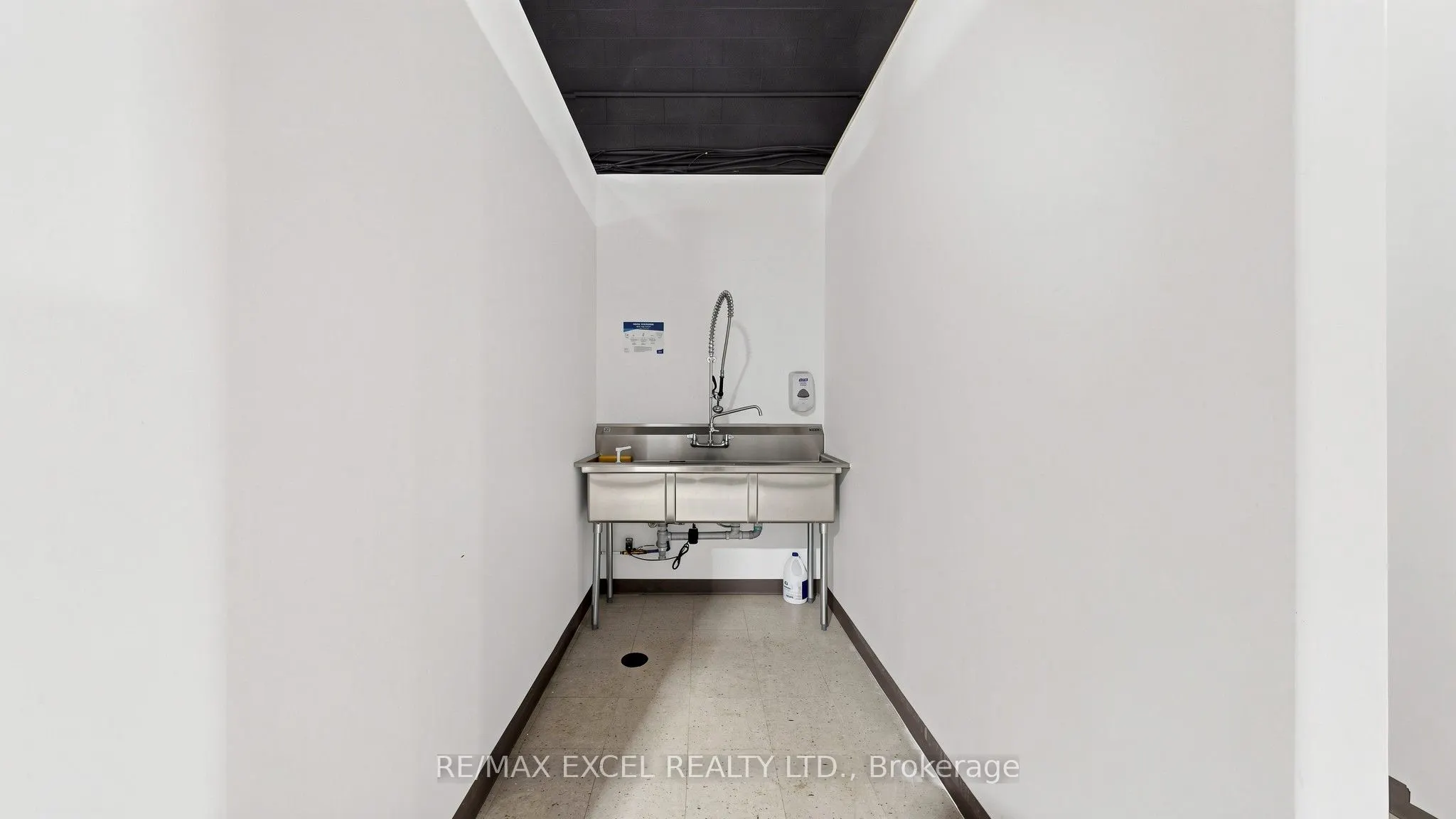 2050 Steeles Avenue W #4