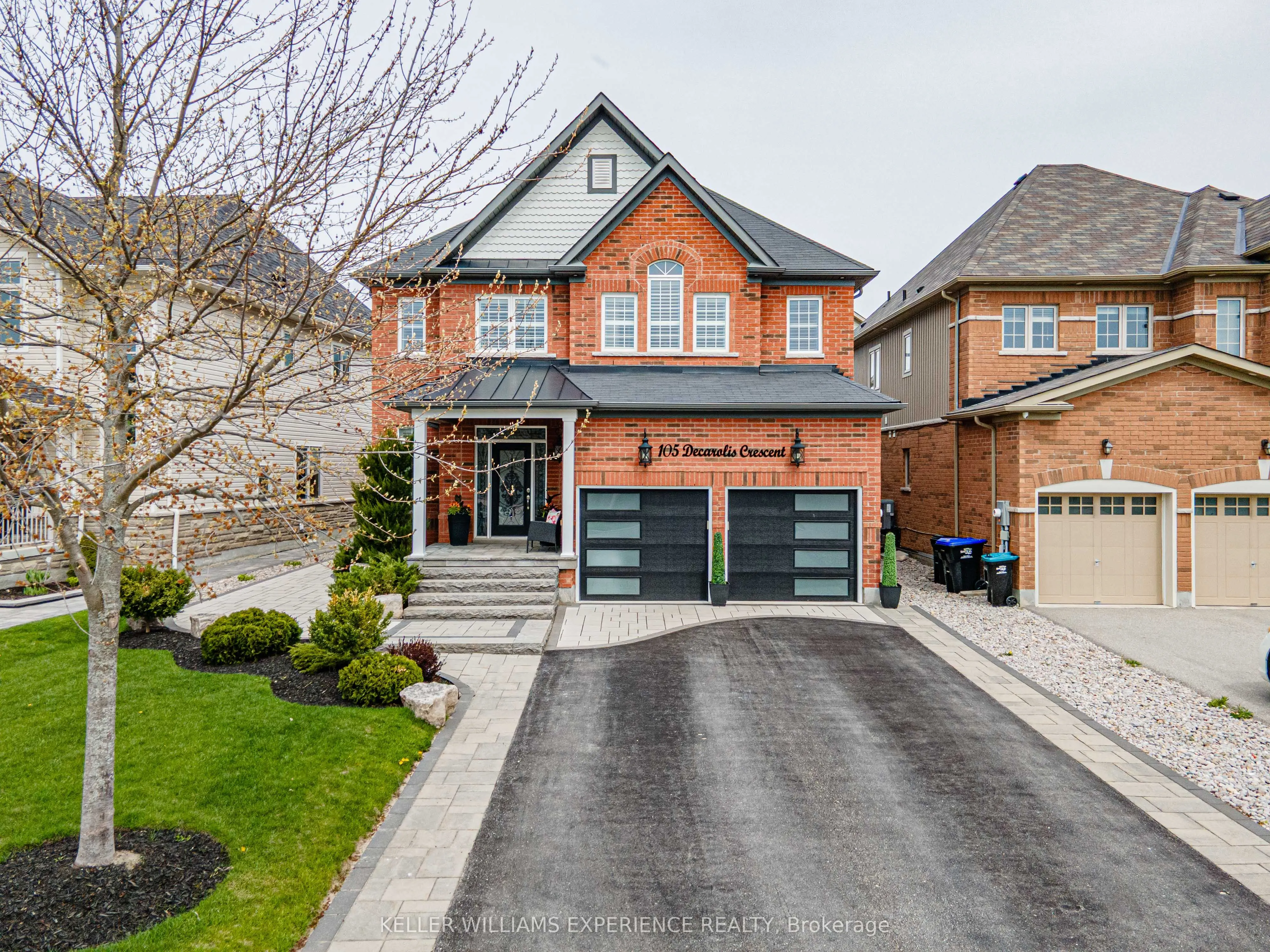 105 DECAROLIS Crescent