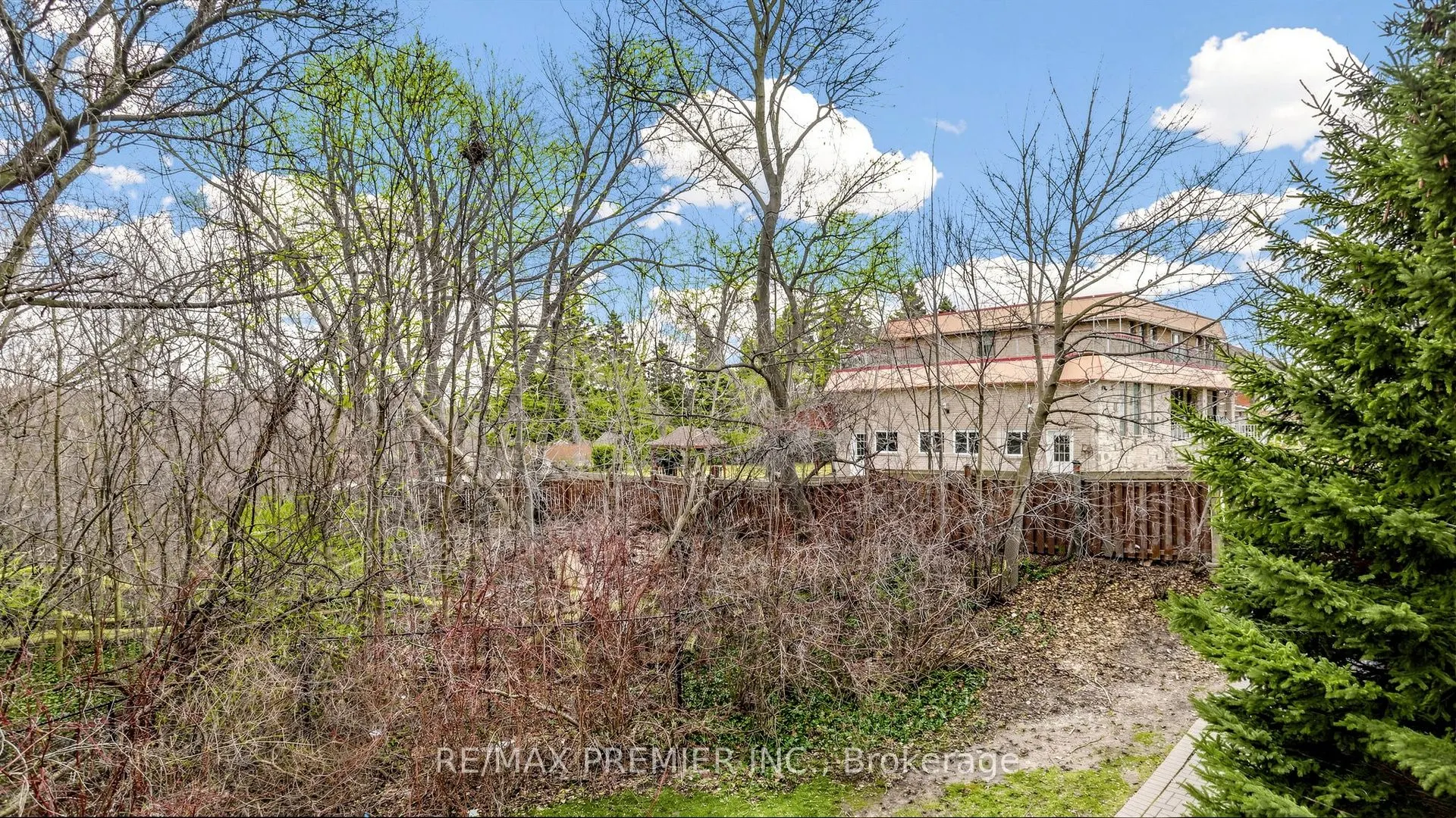 9589 Keele Street #106