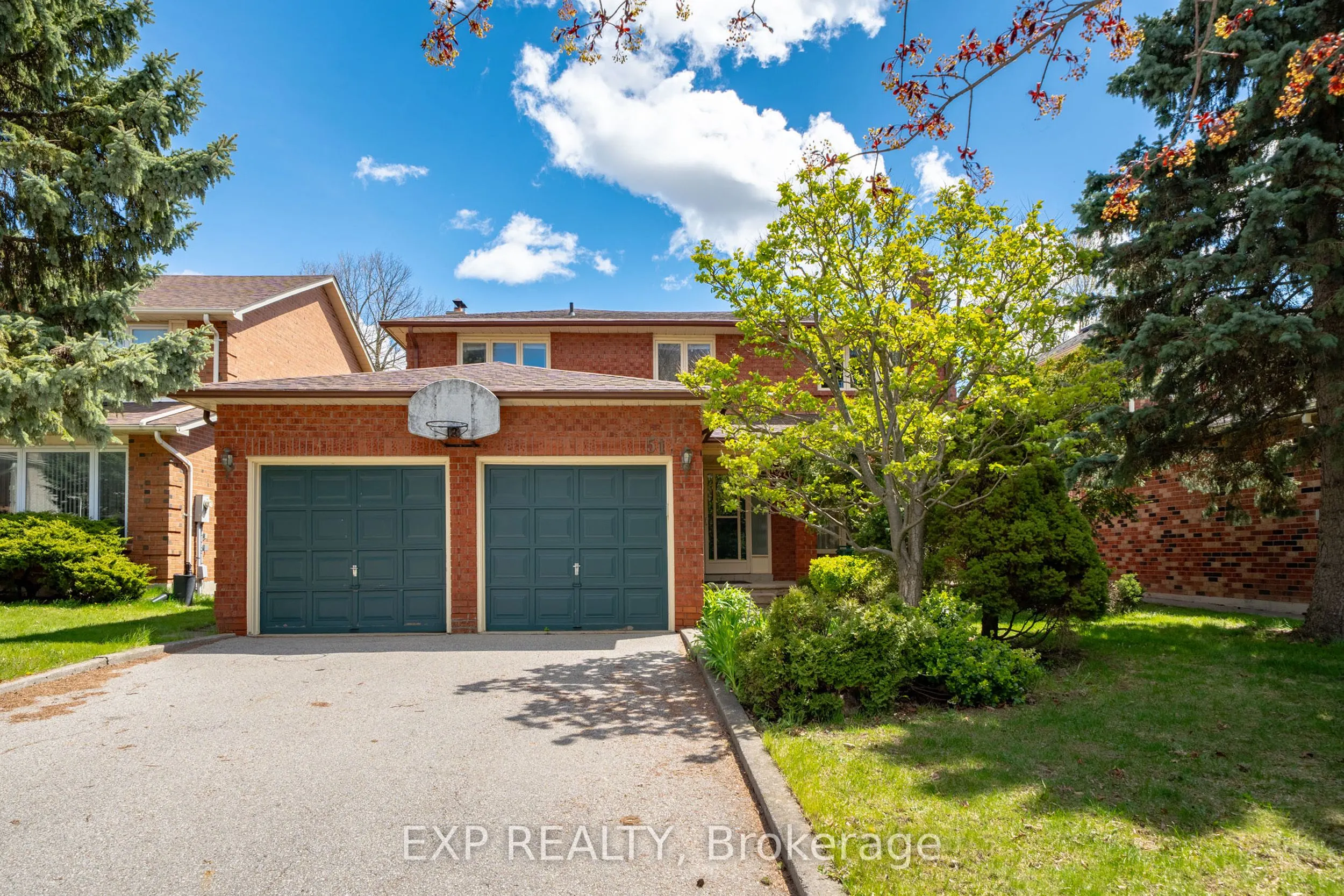 51 Sanderson Crescent