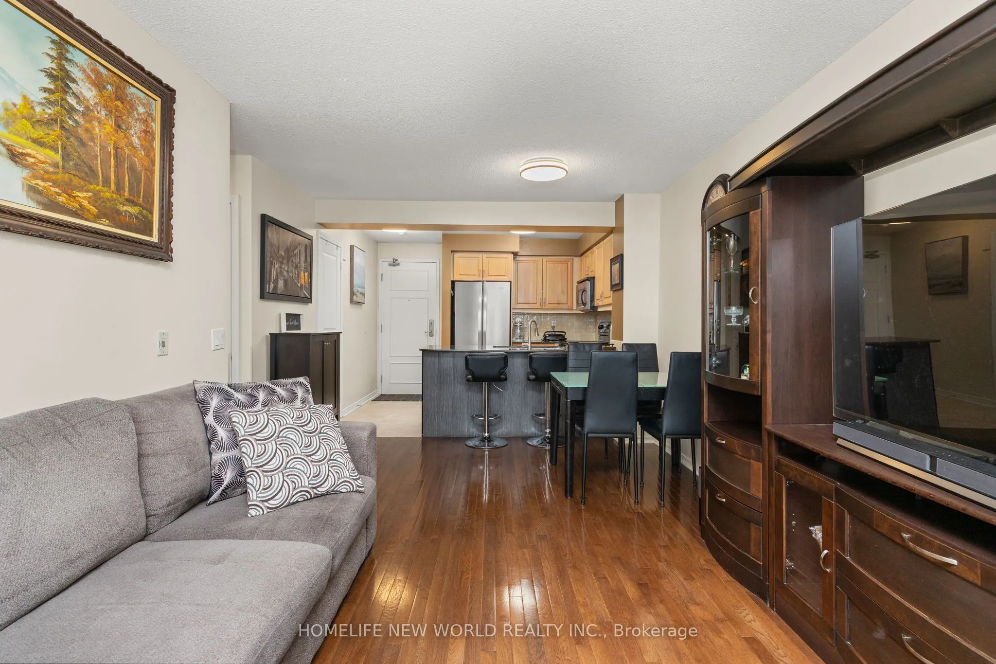 330 Red Maple Road #1103
