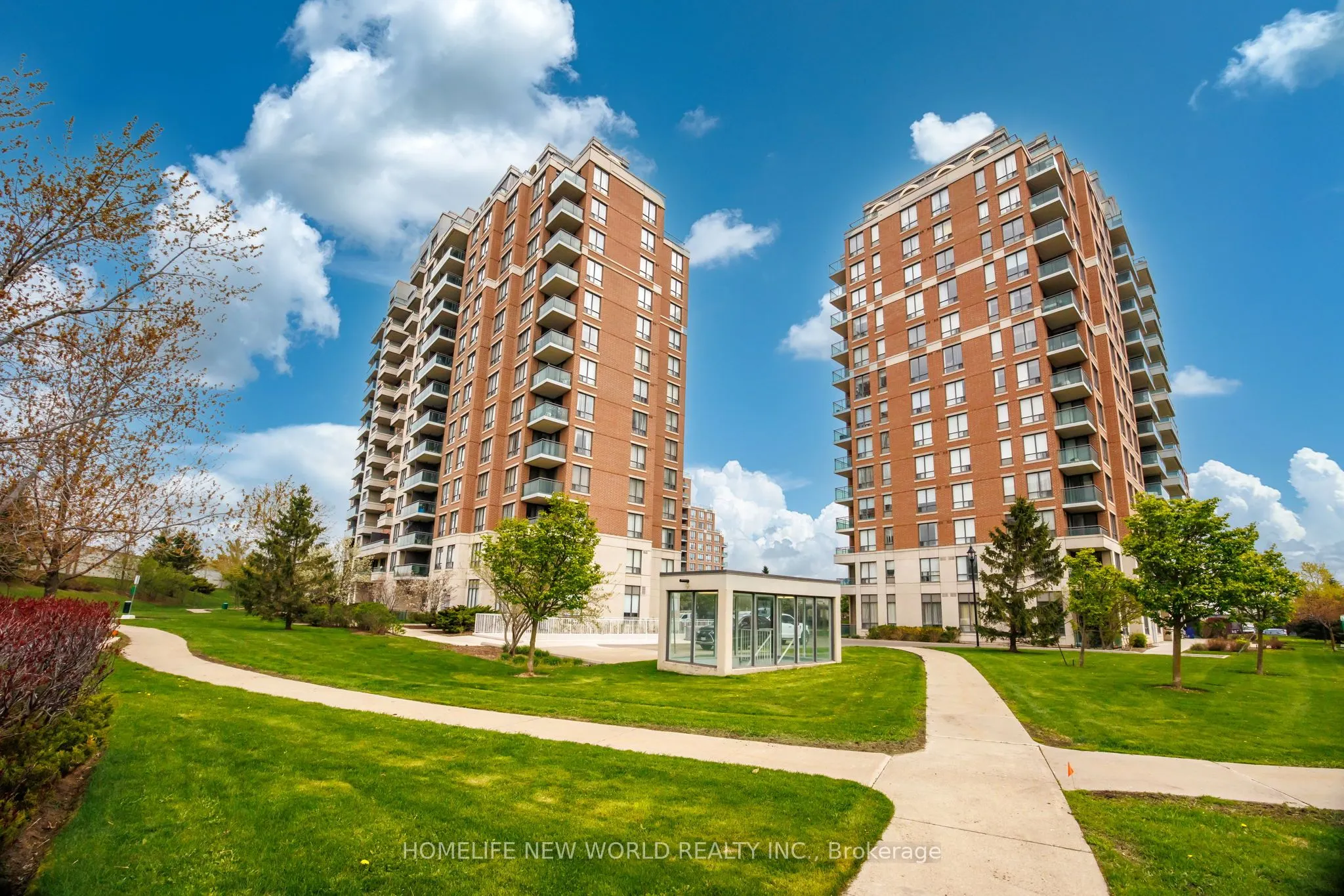 330 Red Maple Road #1103
