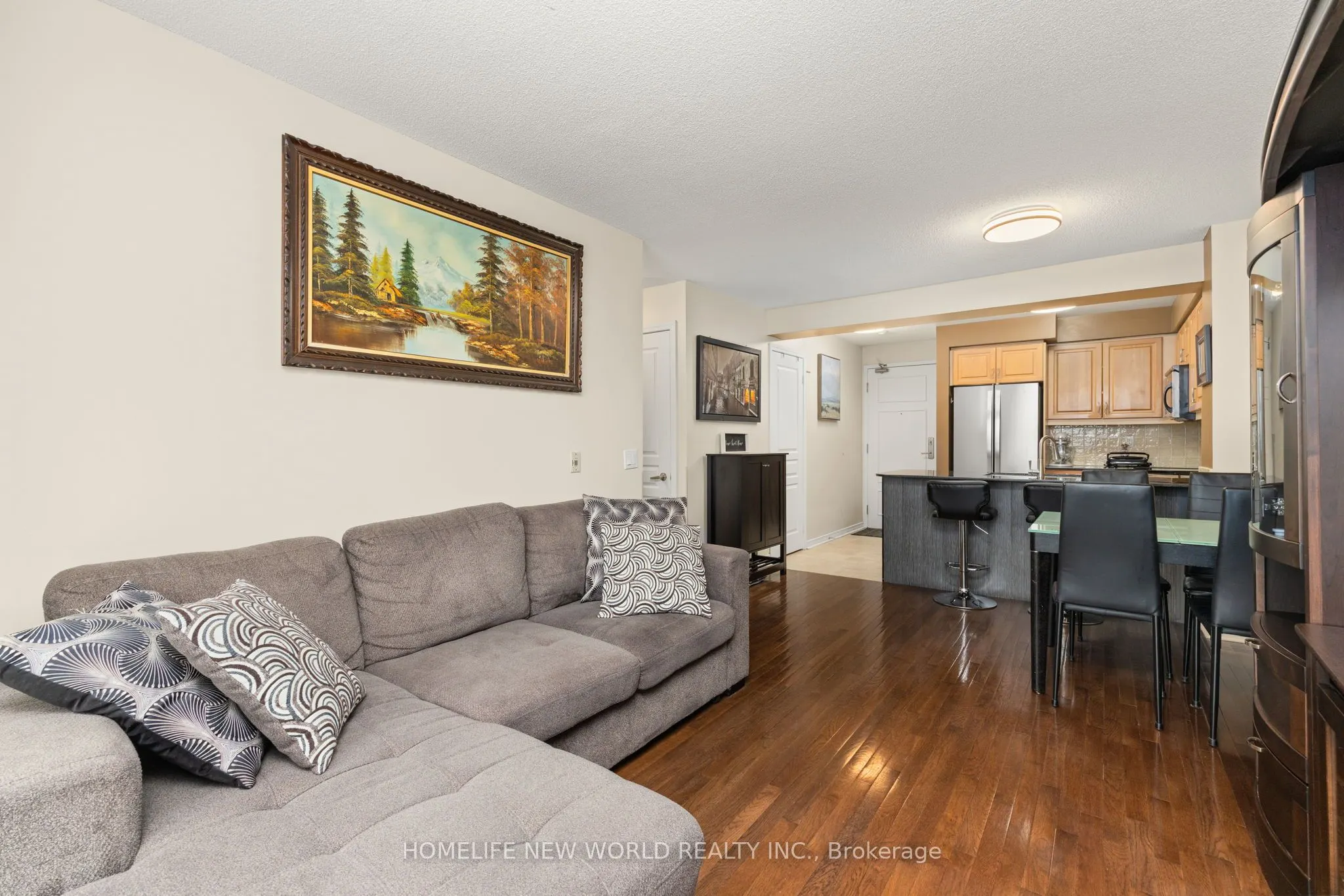 330 Red Maple Road #1103