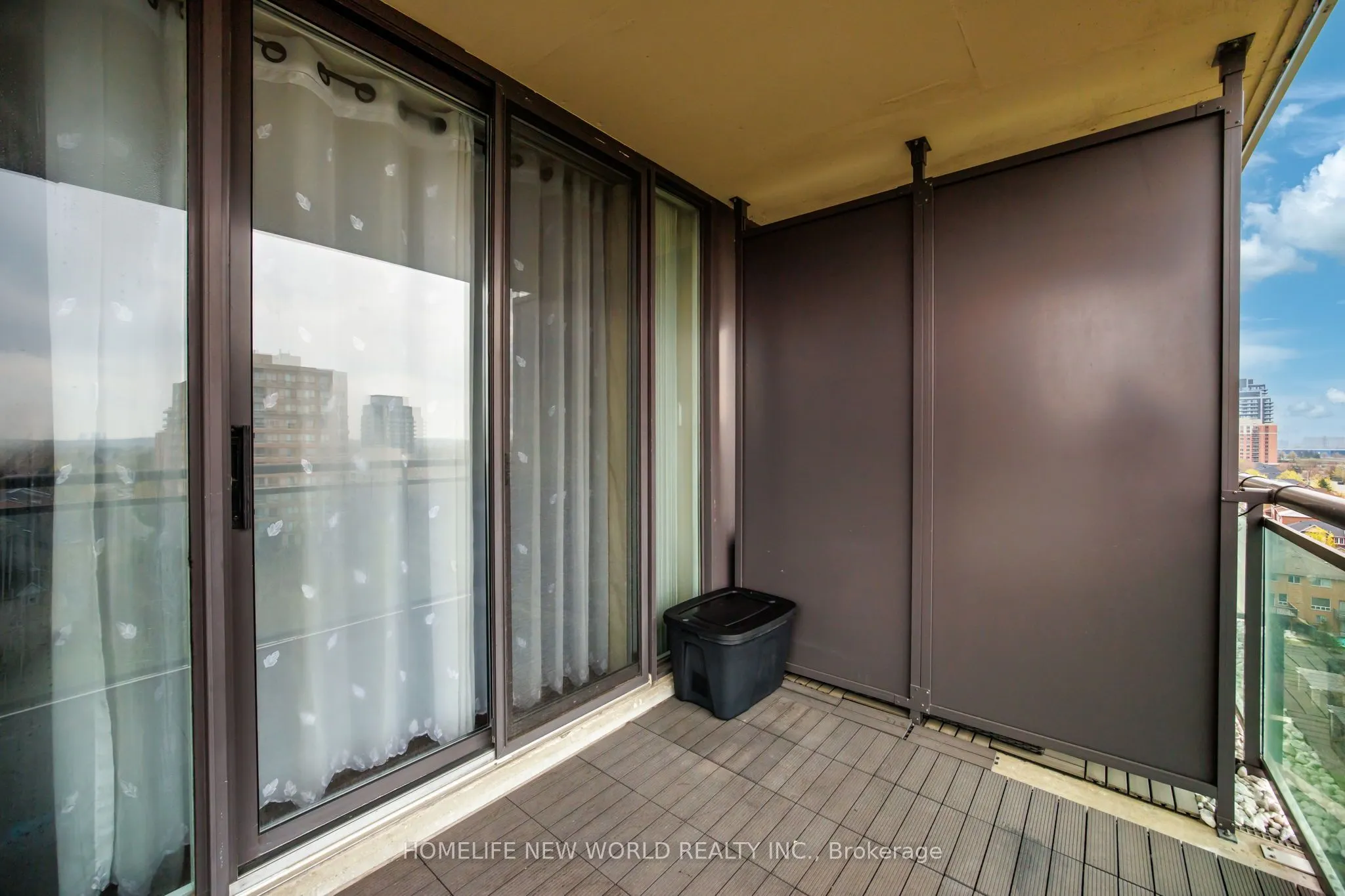 330 Red Maple Road #1103
