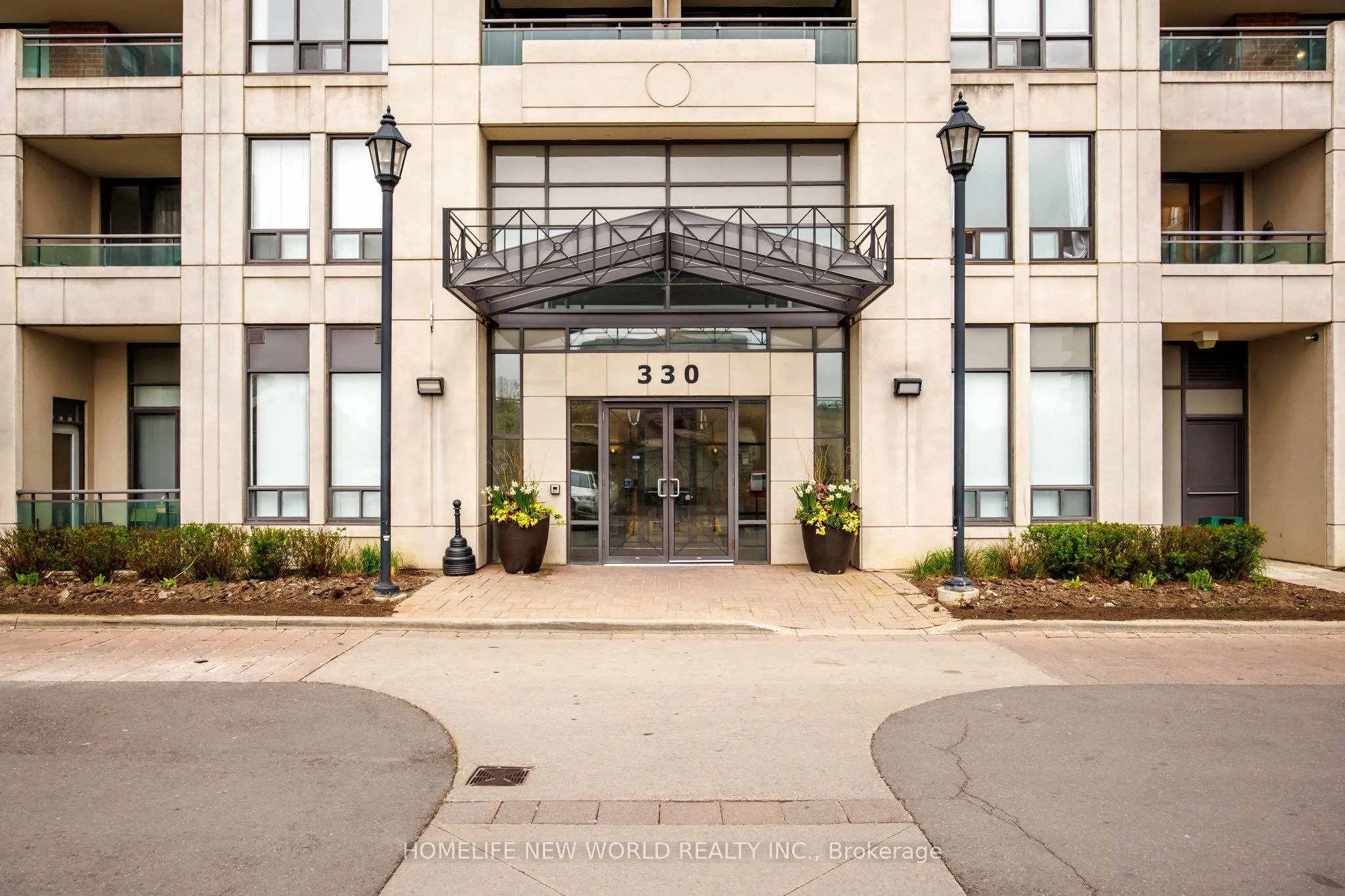 330 Red Maple Road #1103