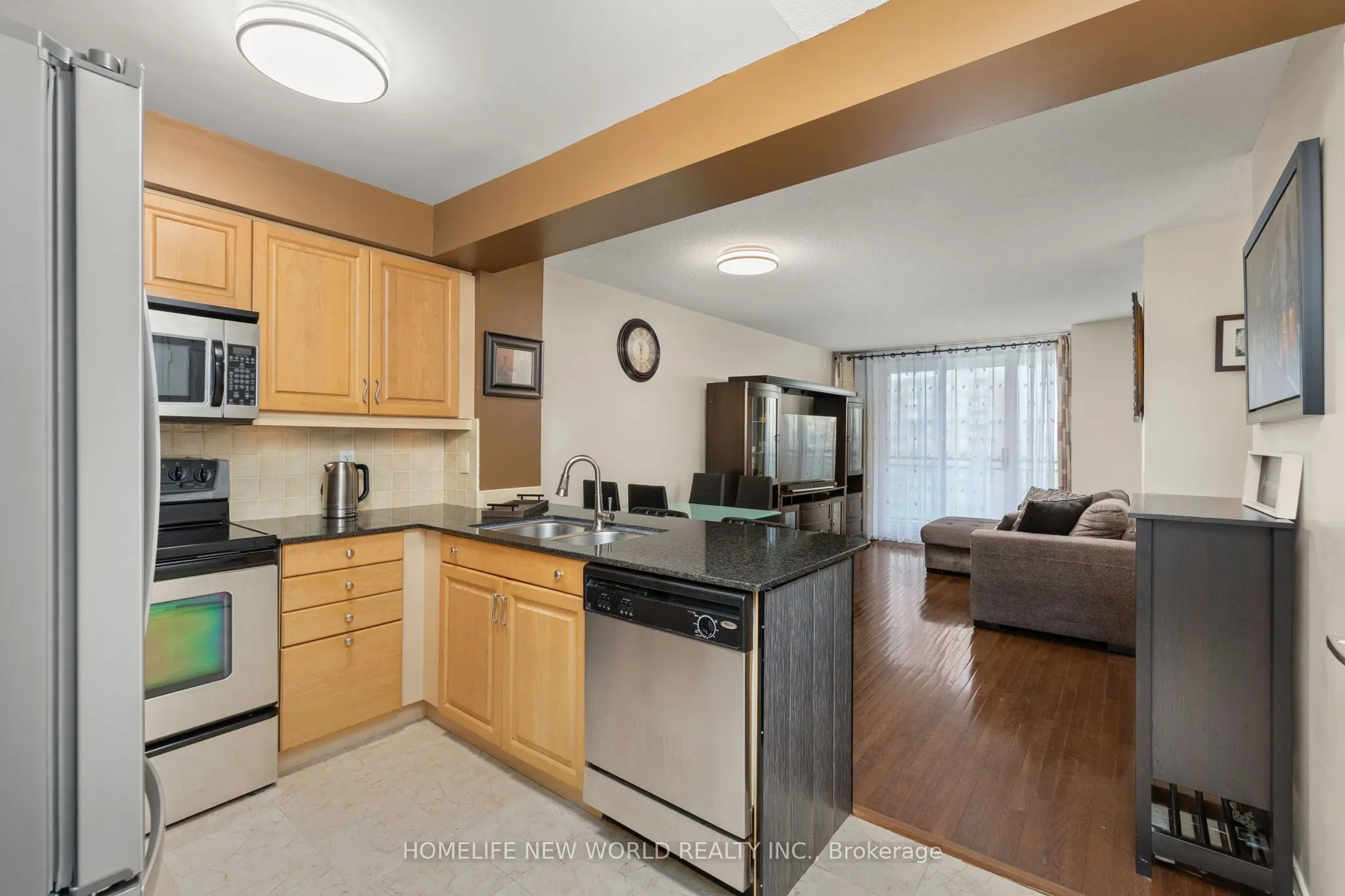 330 Red Maple Road #1103