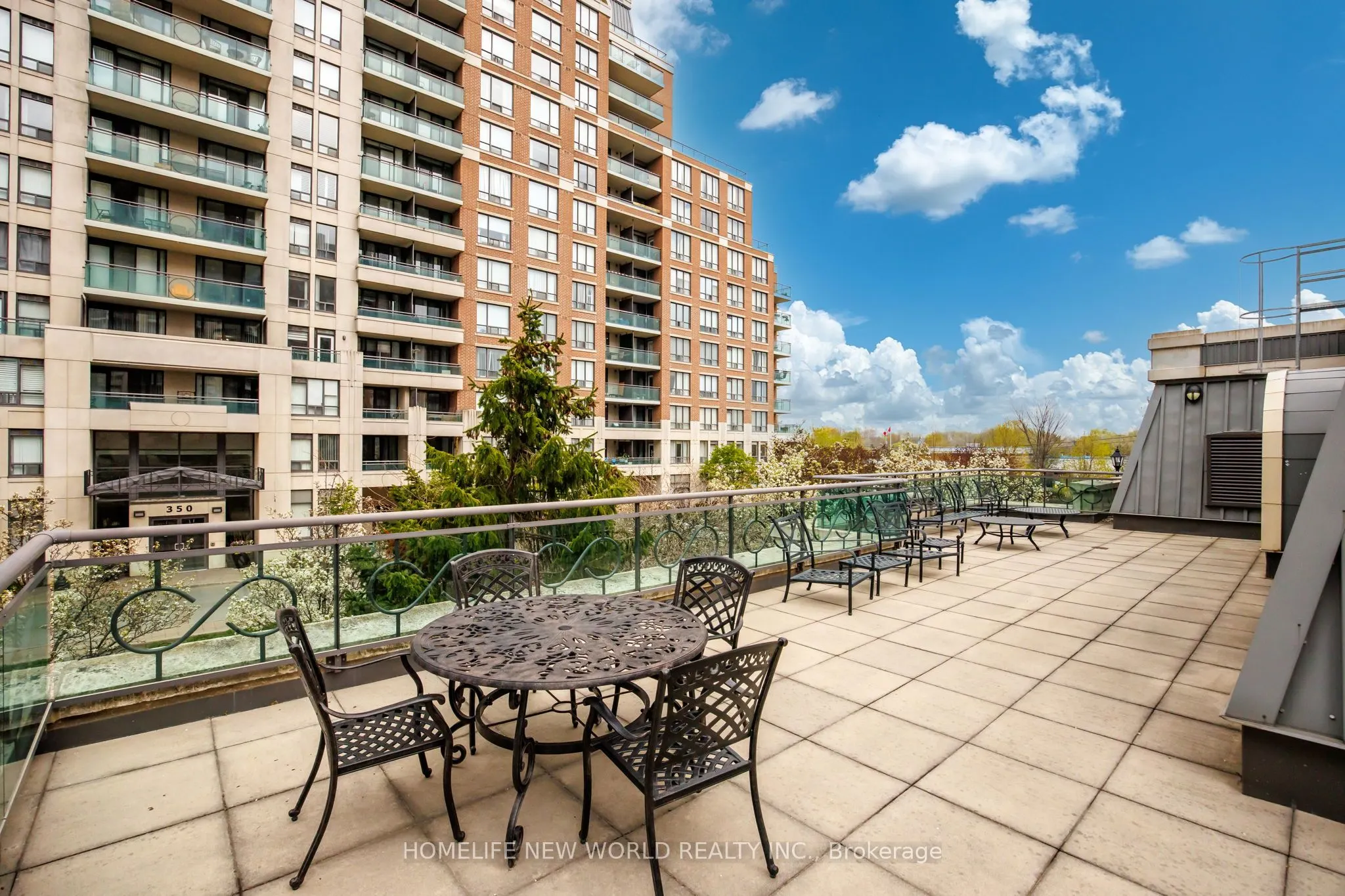 330 Red Maple Road #1103