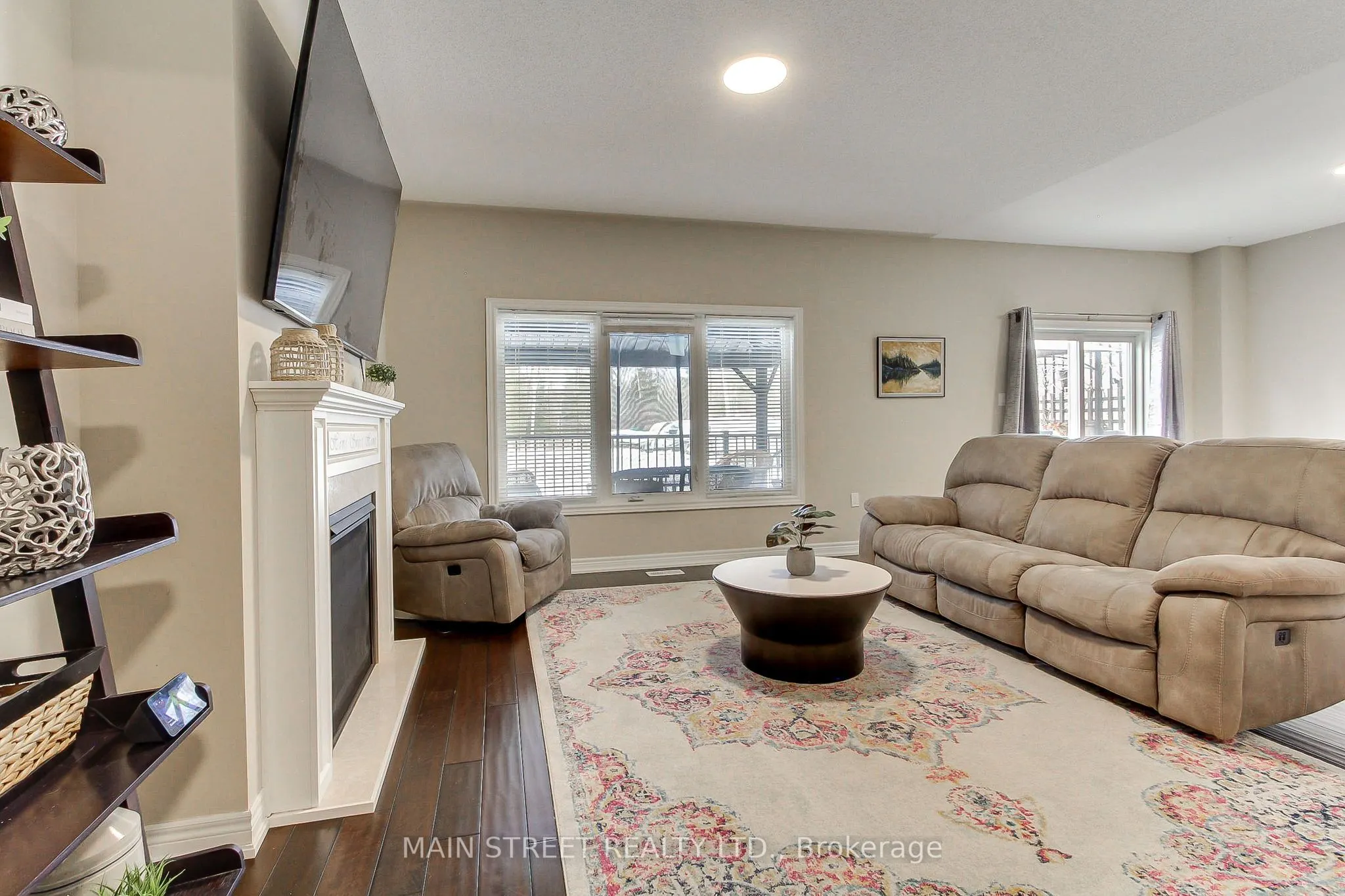 42 Prosser Crescent