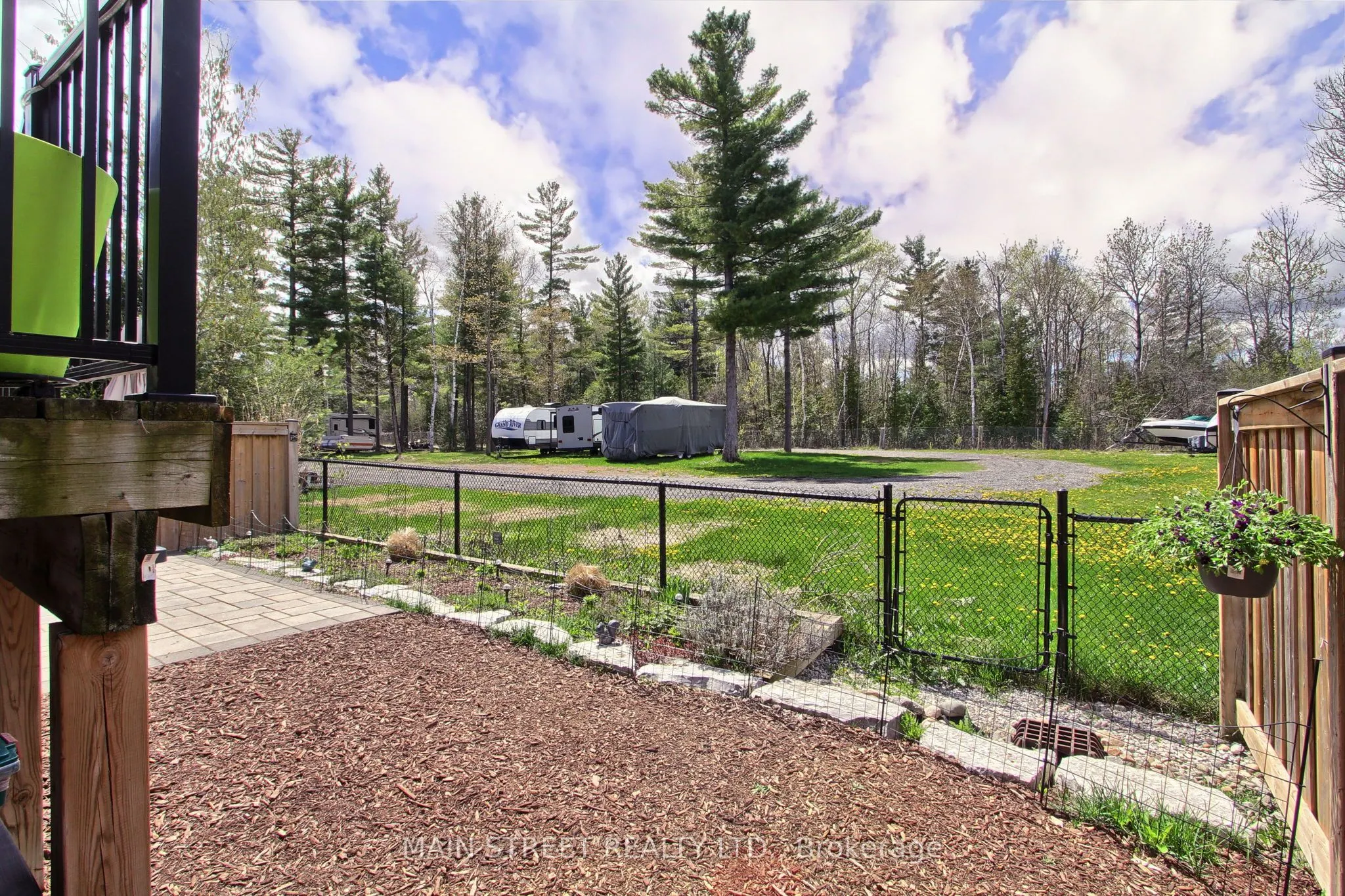 42 Prosser Crescent