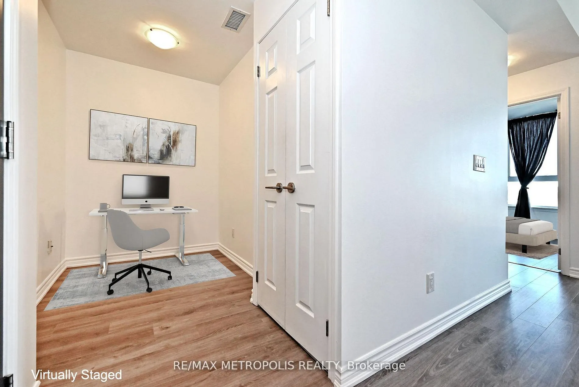 11611 Yonge Street #809