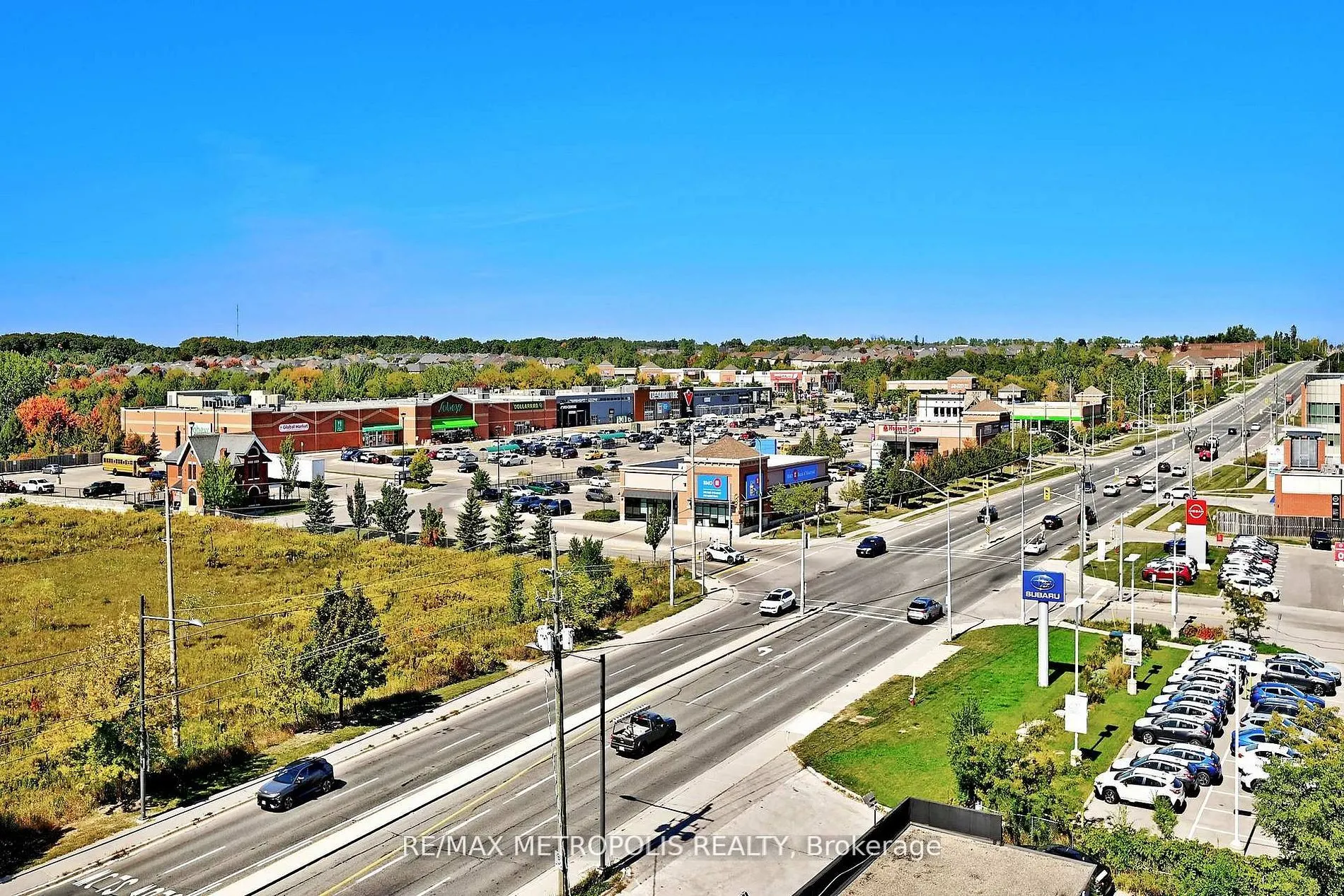 11611 Yonge Street #809