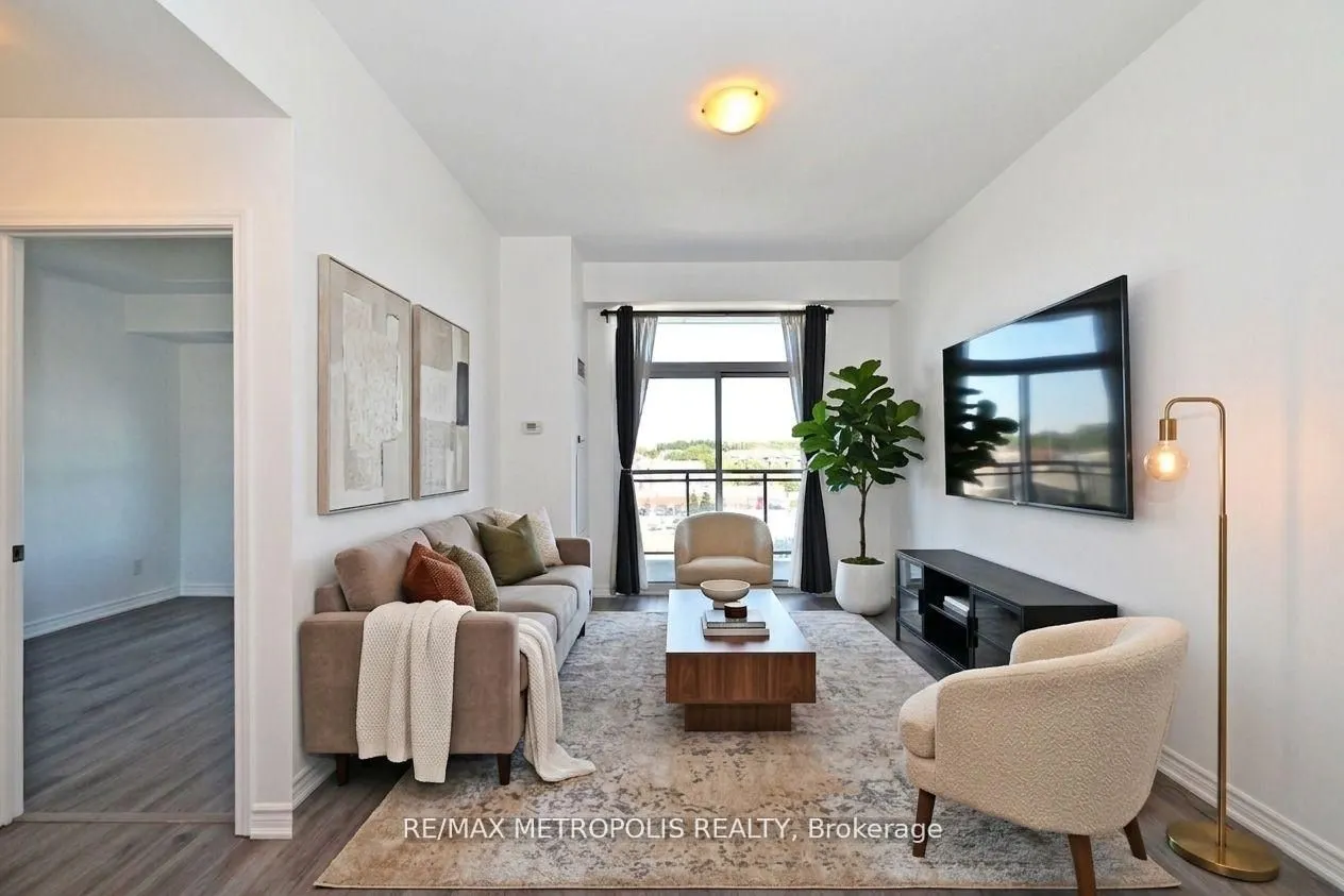 11611 Yonge Street #809