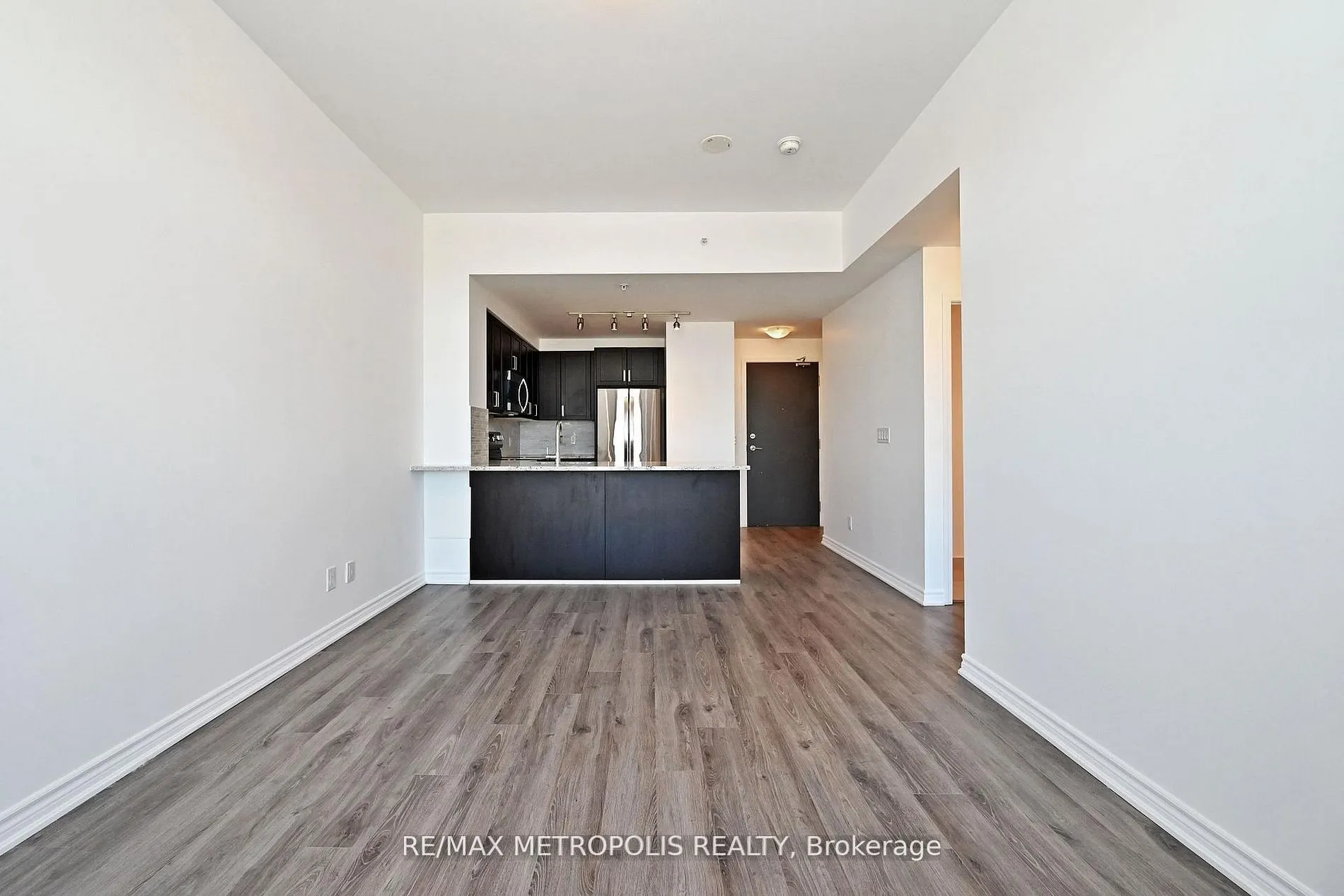 11611 Yonge Street #809