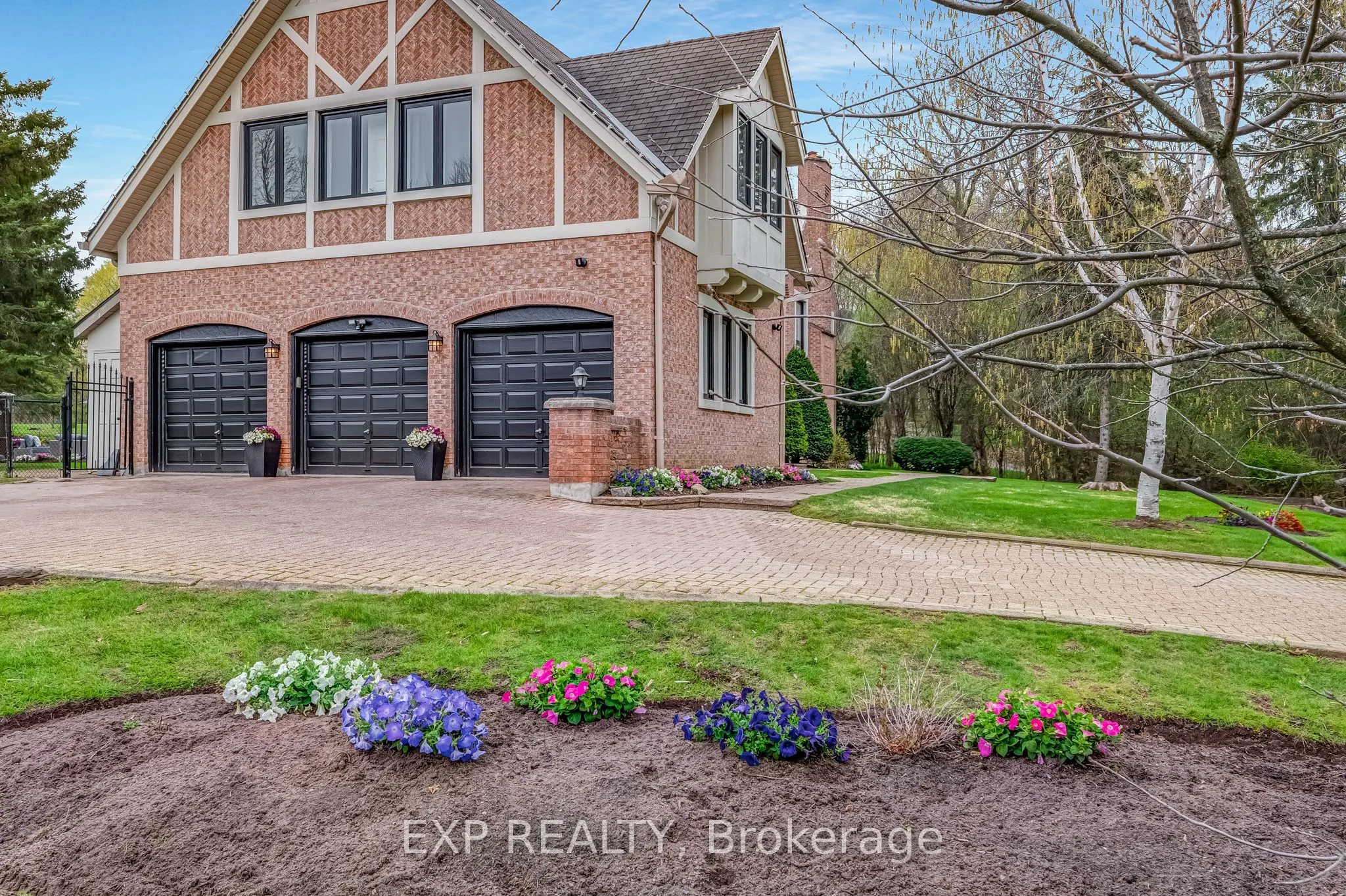 15 Jarvis Avenue