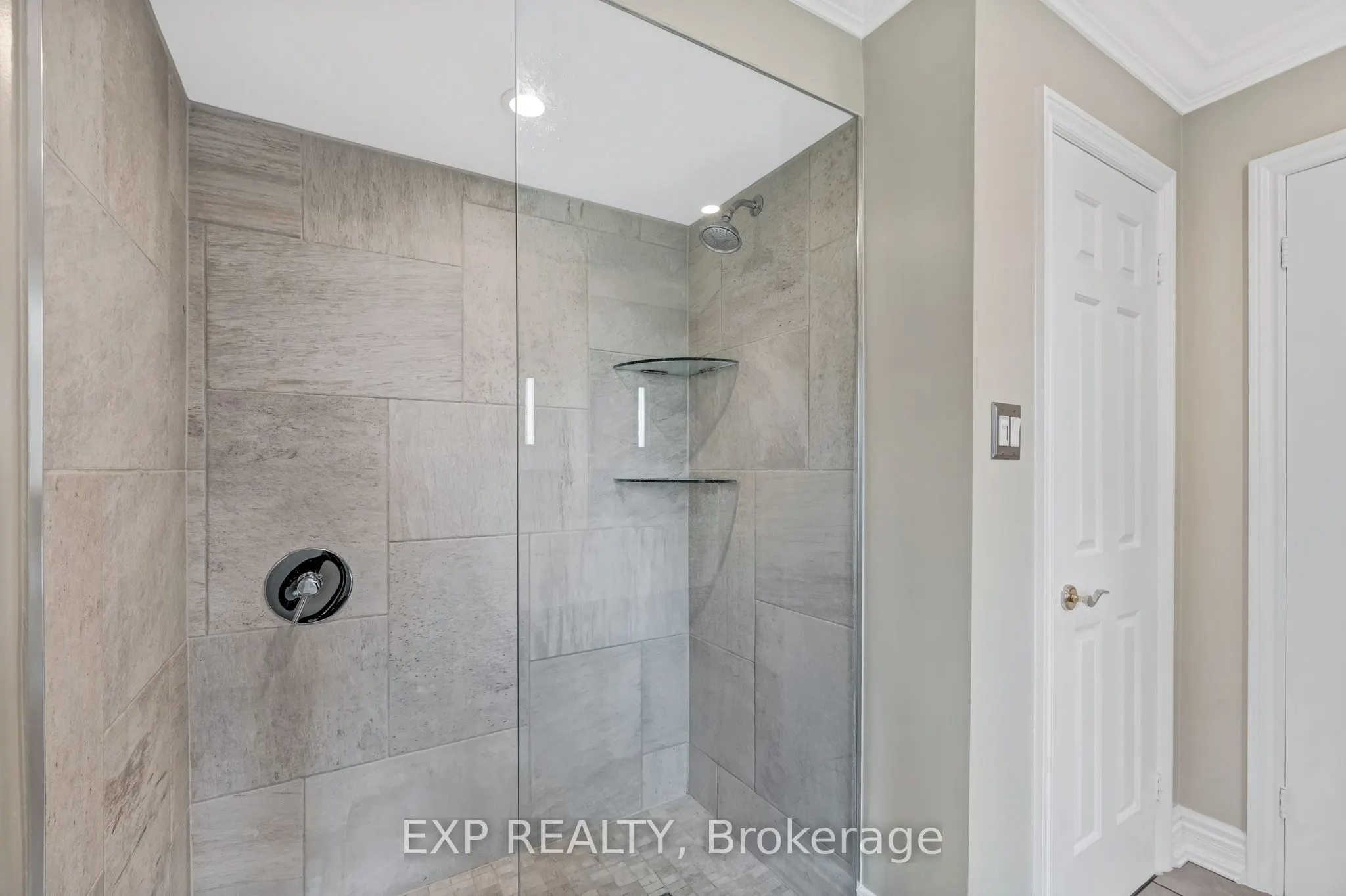 15 Jarvis Avenue