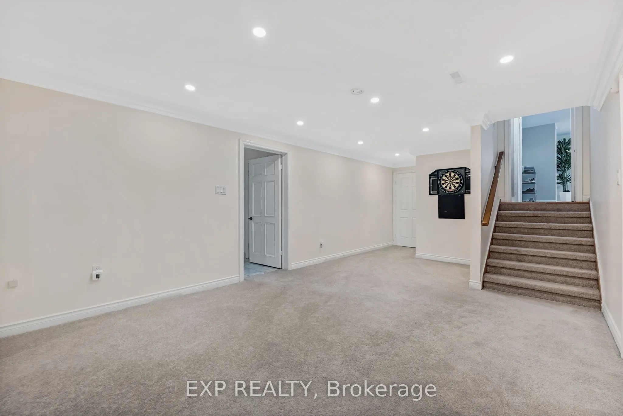 15 Jarvis Avenue