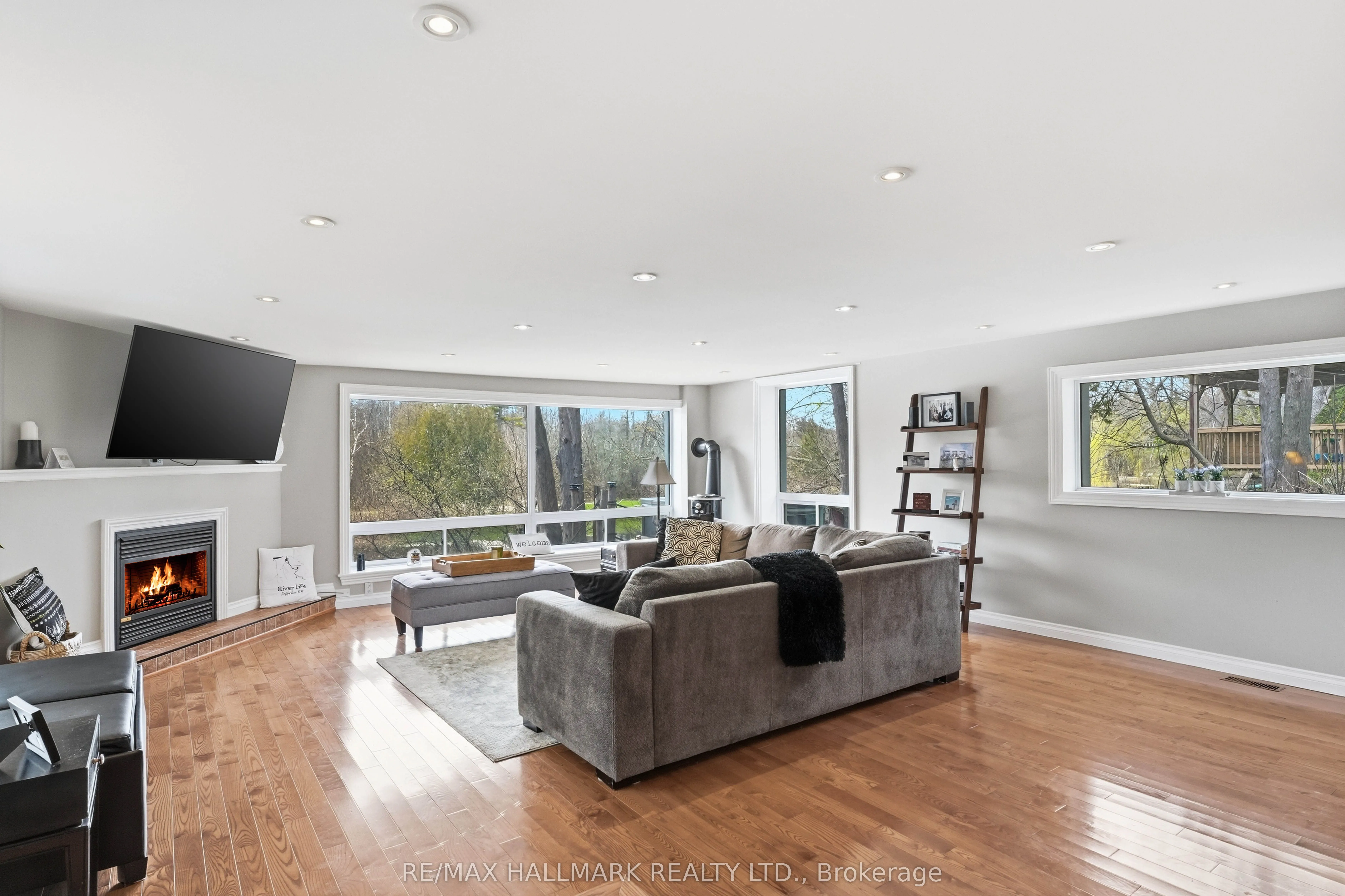 104 Riverbank Drive