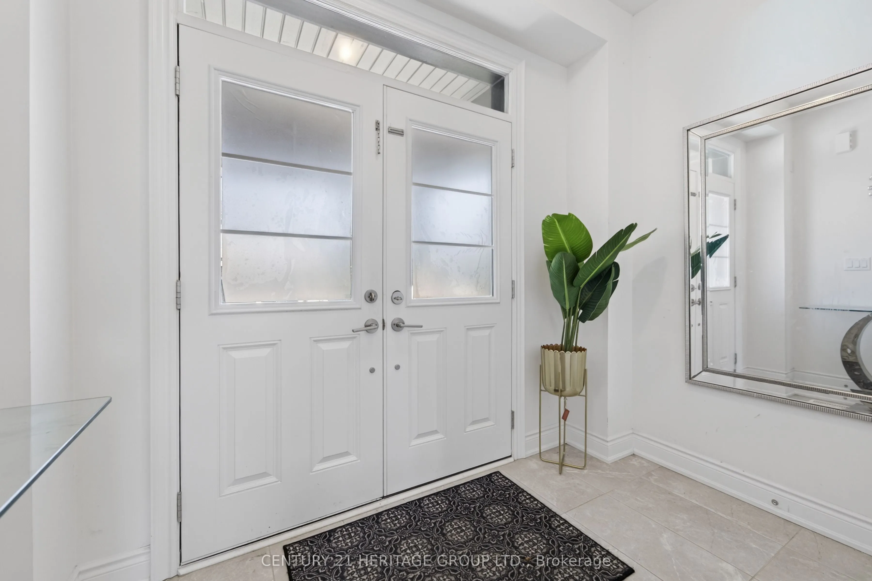 77 Montrose Boulevard